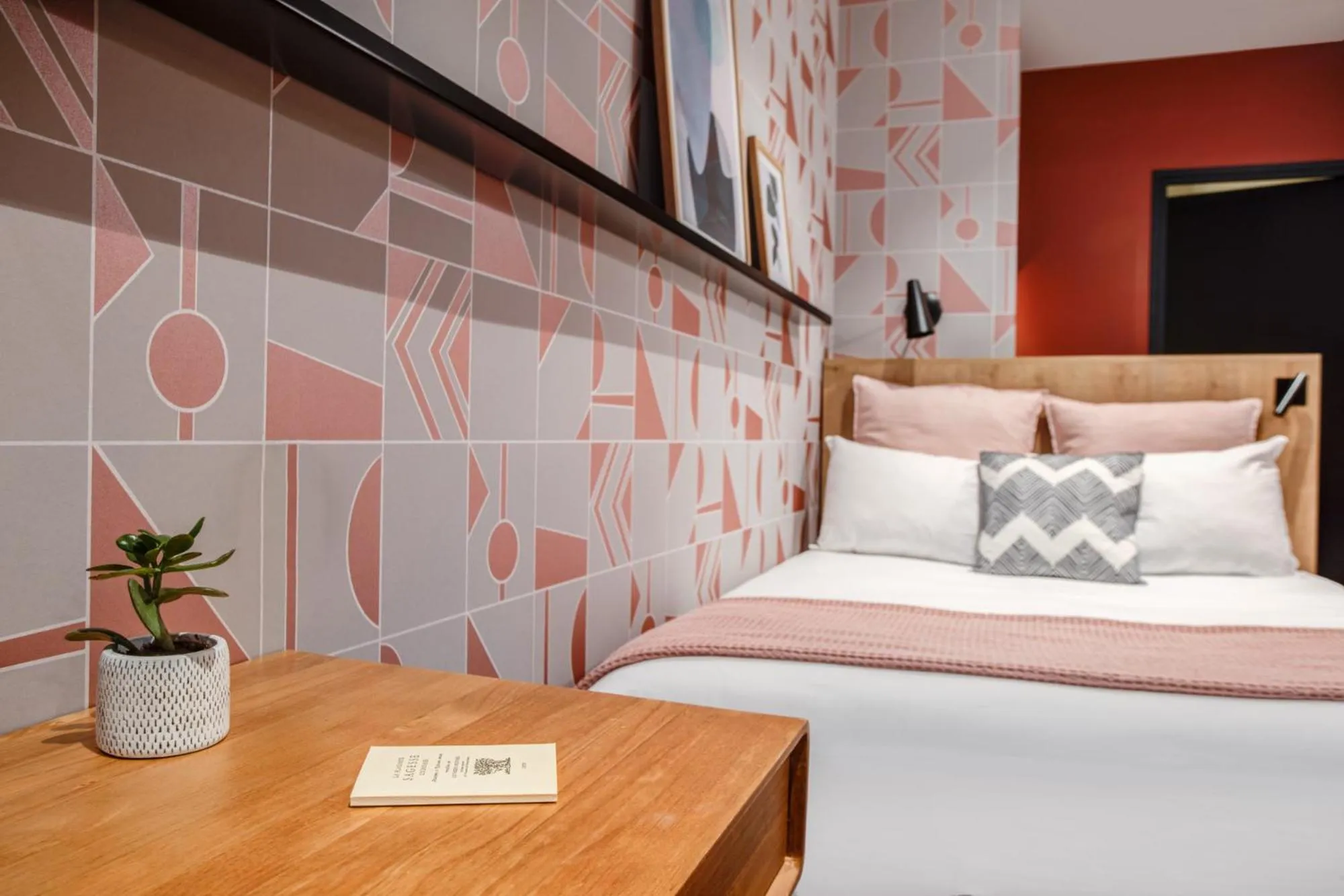 Bed in Republik Hotel