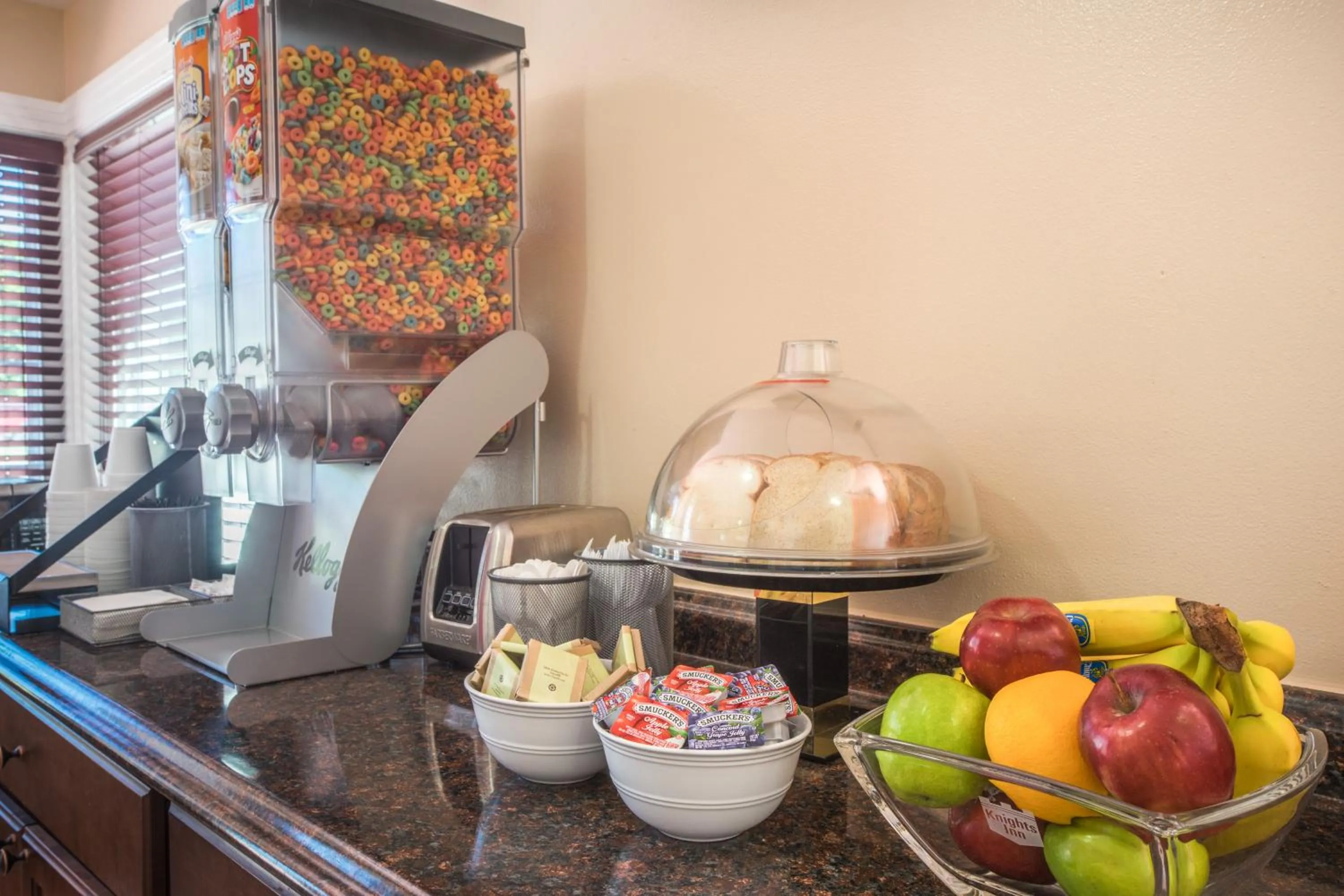 Continental breakfast in The Hillside Hotel
