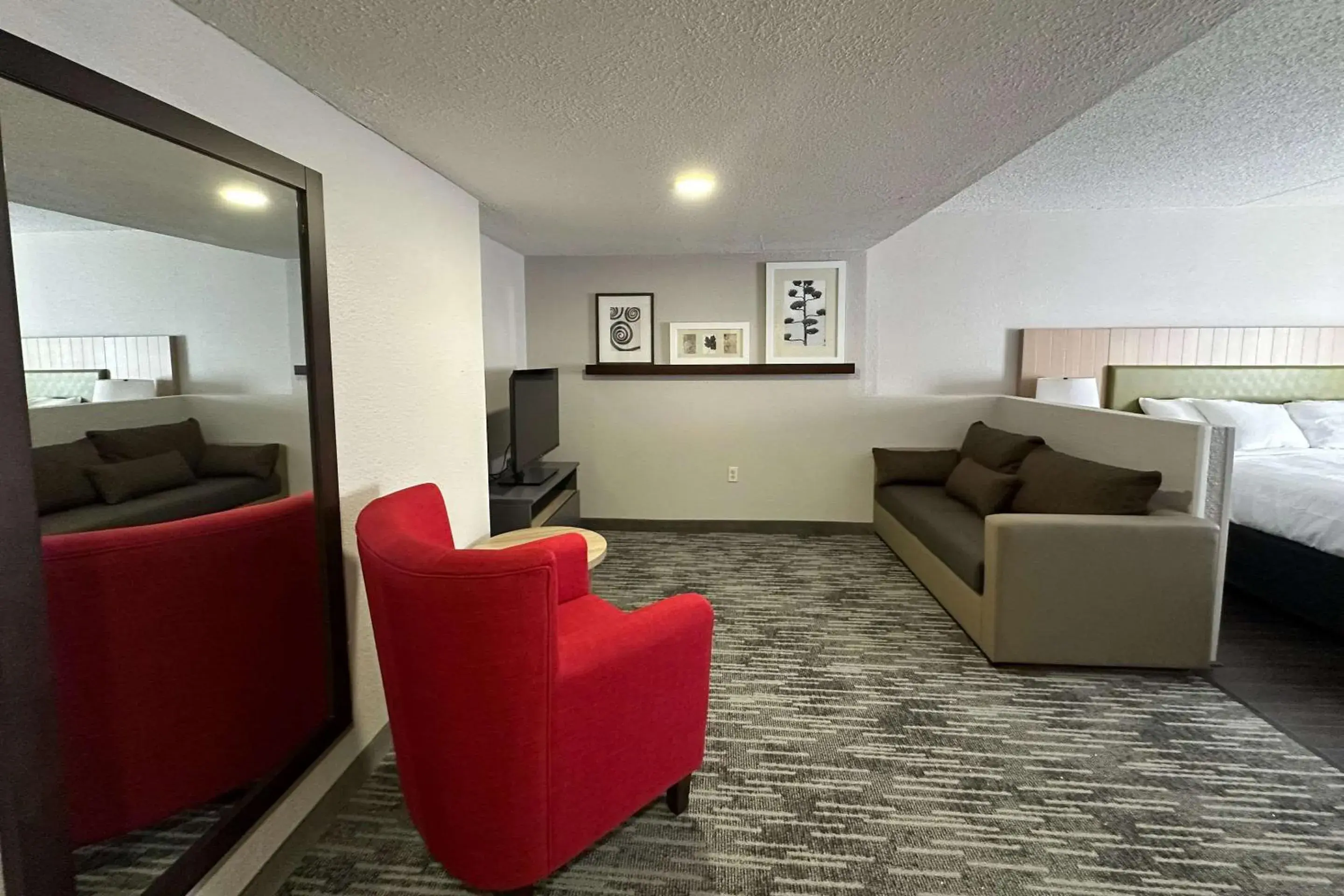 Bedroom, Bed in Country Inn & Suites by Radisson, Dunbar - Charleston Bedroom, Bed in Country Inn & Suites by Radisson, Dunbar - Charleston