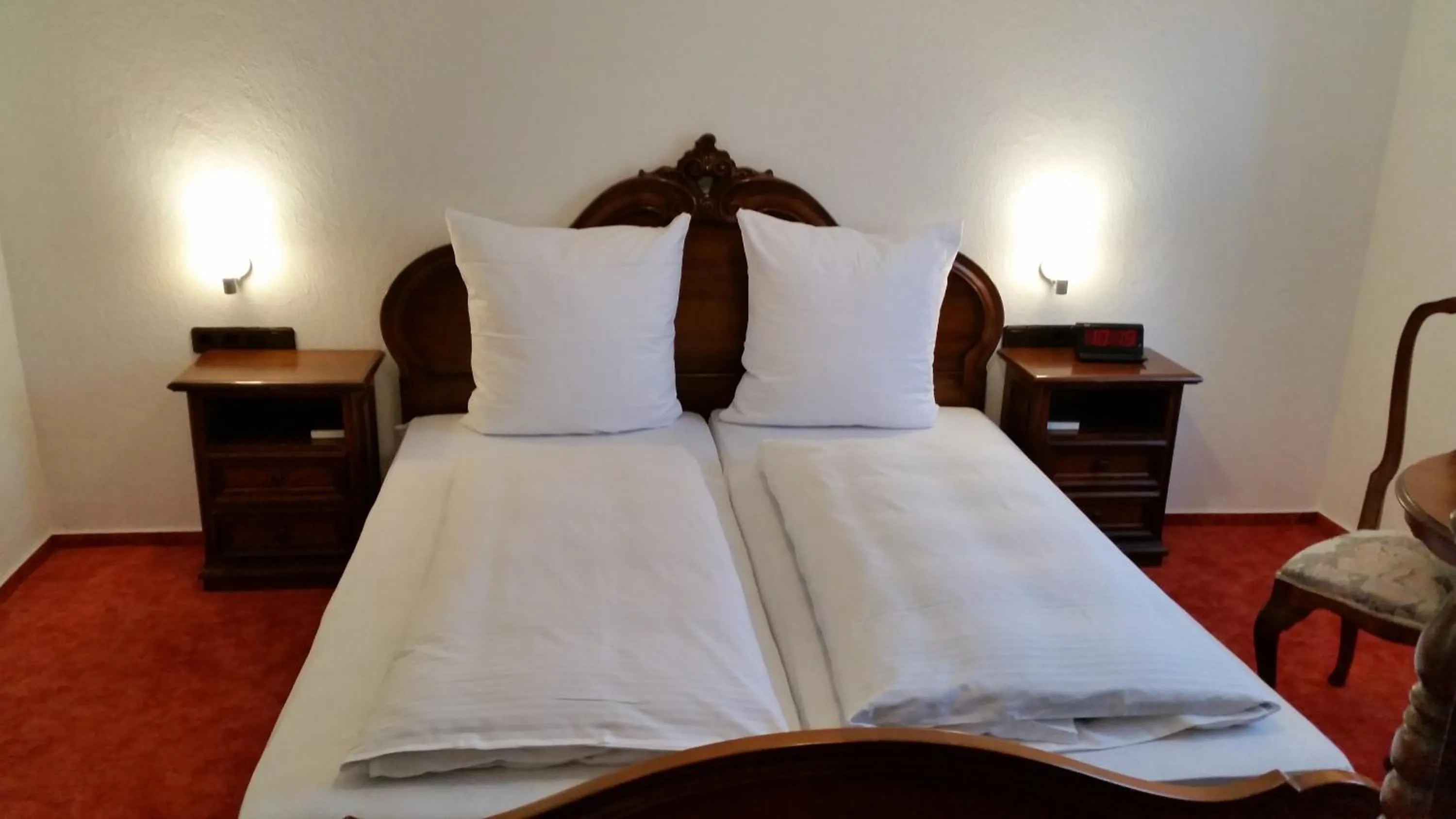 Bed in Hotel Dorfschenke