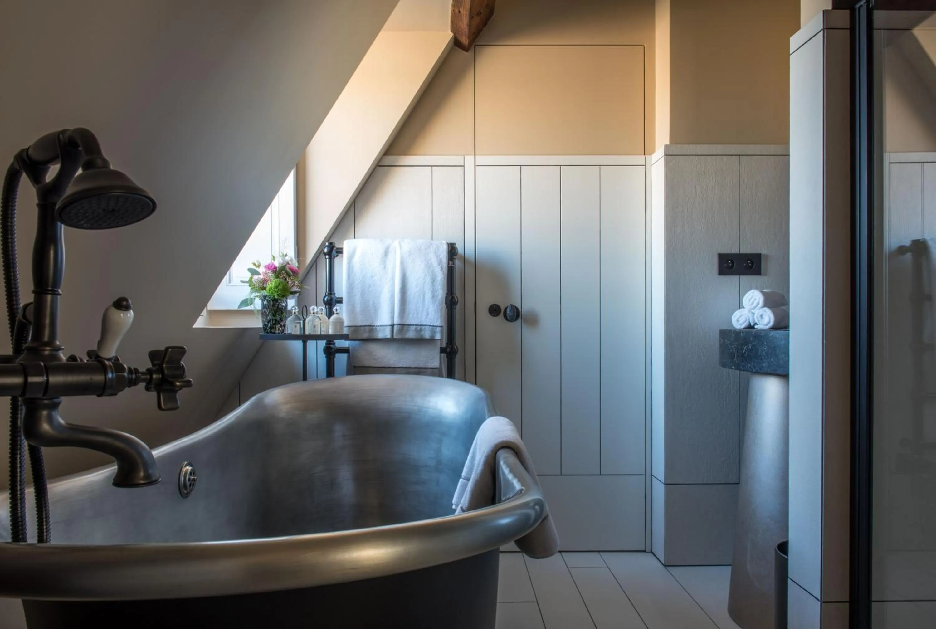 Bathroom in Cour des Vosges - Evok Collection
