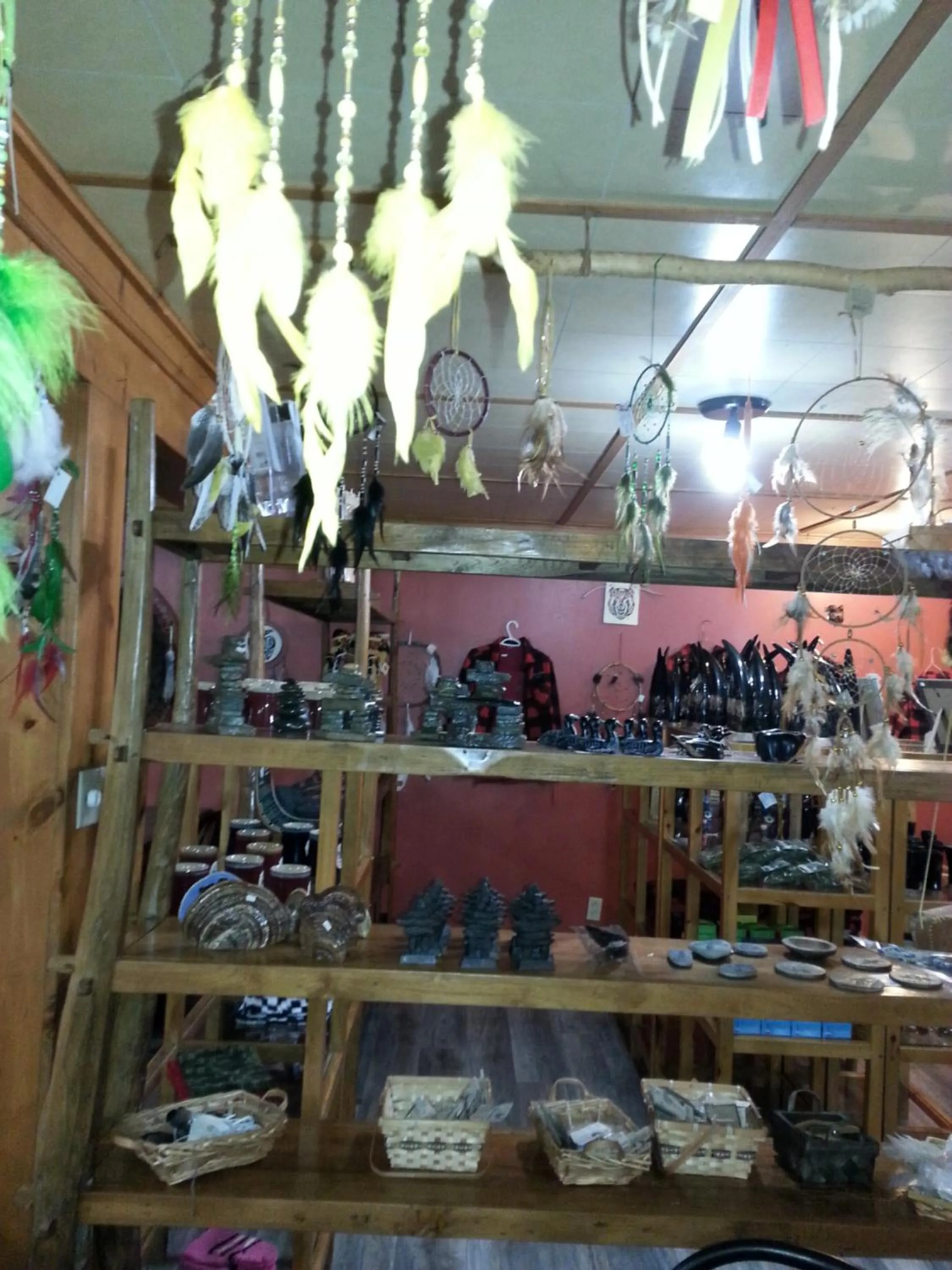 On-site shops in L'Auberge Refuge du Trappeur