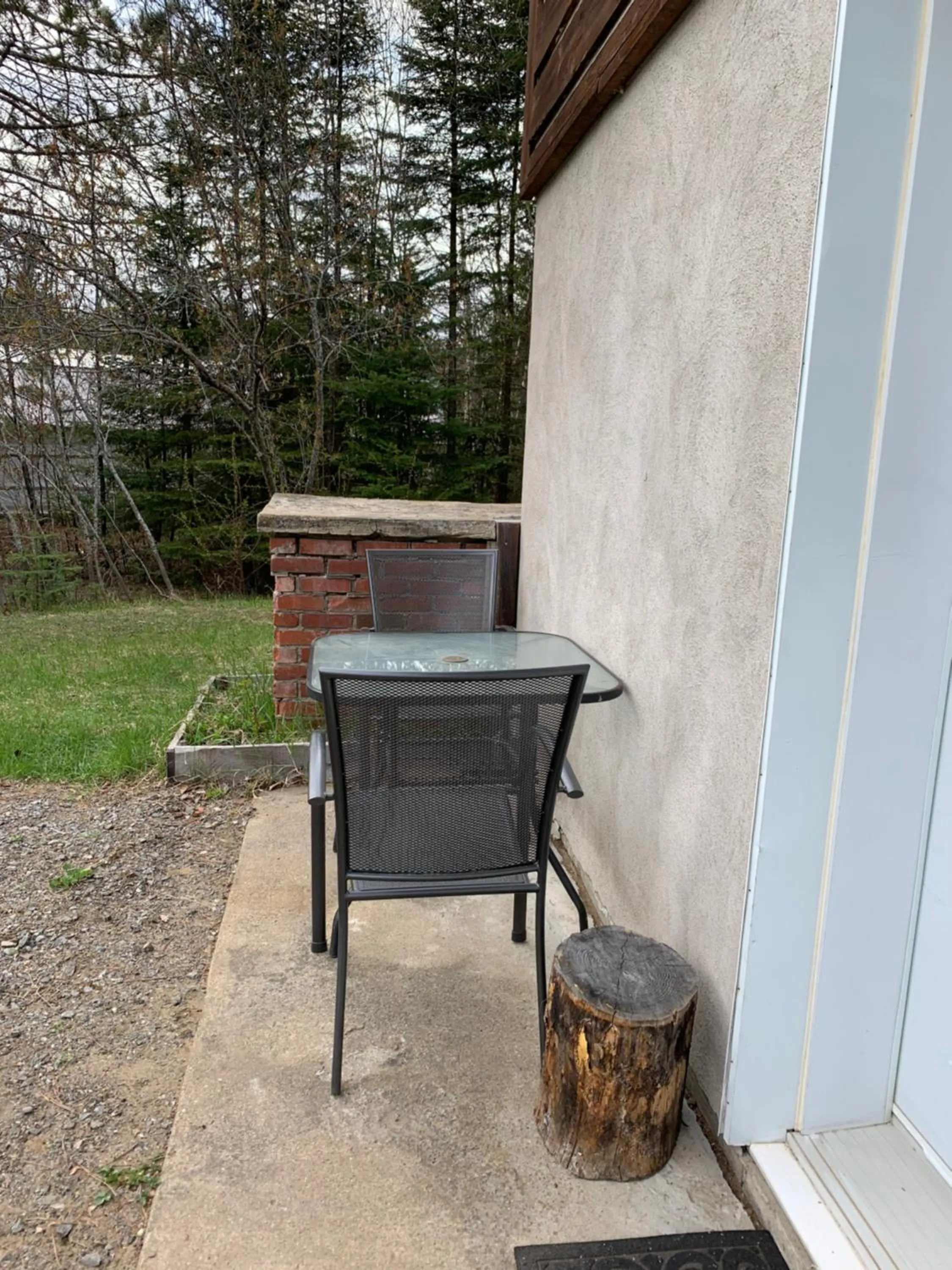 Patio in L'Auberge Refuge du Trappeur