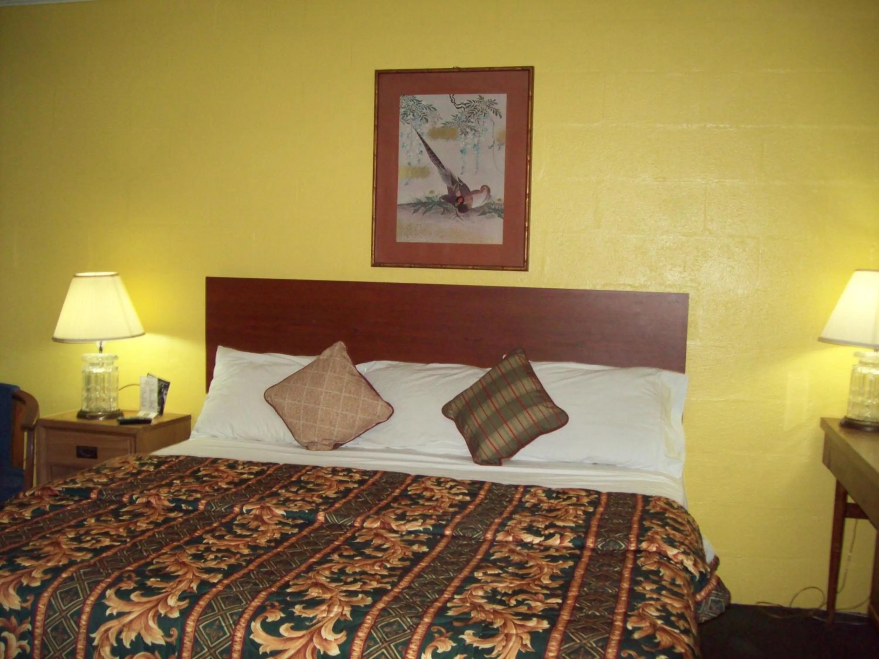 Bedroom, Bed in Budget Inn Sanderson