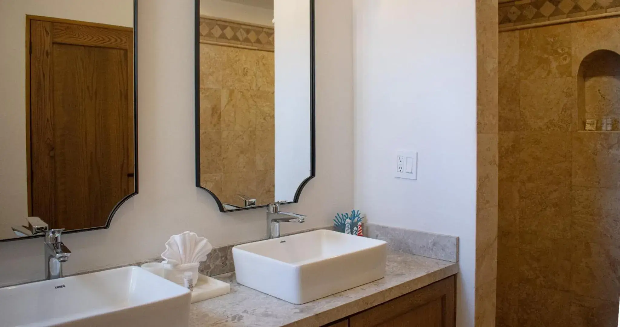 Deluxe Luxury King Suite with One King Bed and One Sofa Bed - Non-Smoking in Los Cabos Golf Resort, Trademark Collection by Wyndham Deluxe Luxury King Suite with One King Bed and One Sofa Bed - Non-Smoking in Los Cabos Golf Resort, Trademark Collection by Wyndham