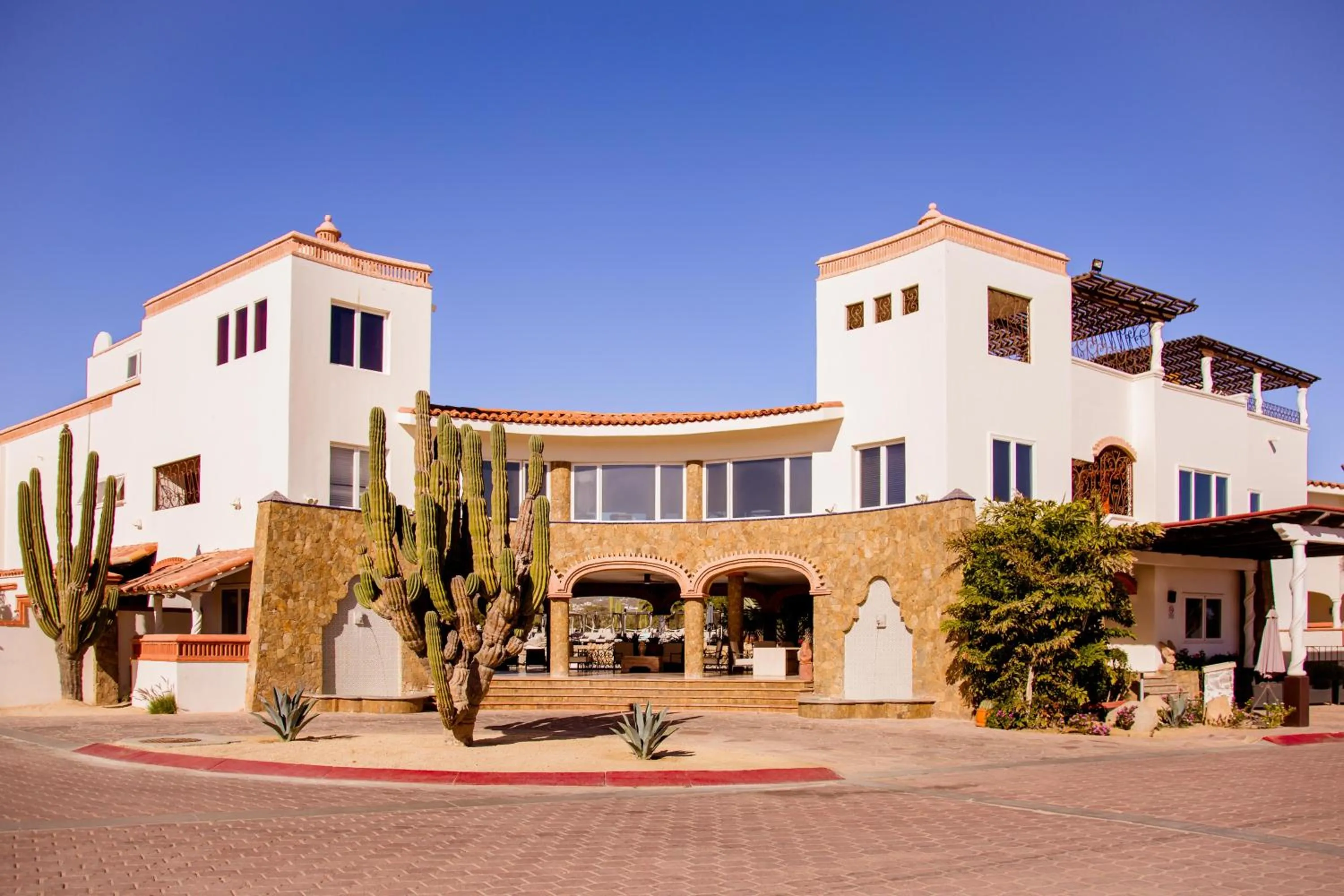 Property building in Los Cabos Golf Resort, Trademark Collection by Wyndham
