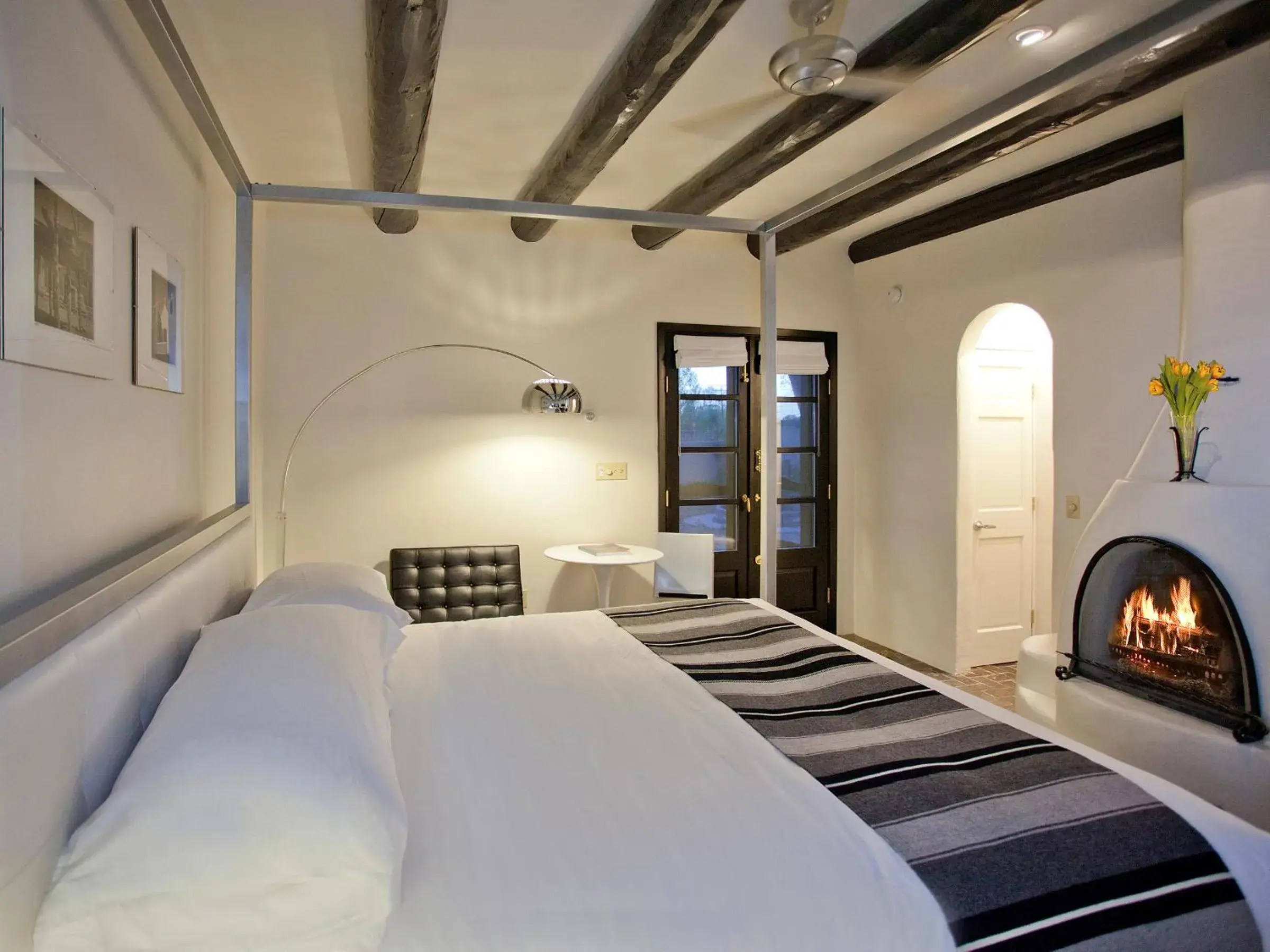 Photo of the whole room, Bed in Palacio de Marquesa Photo of the whole room, Bed in Palacio de Marquesa