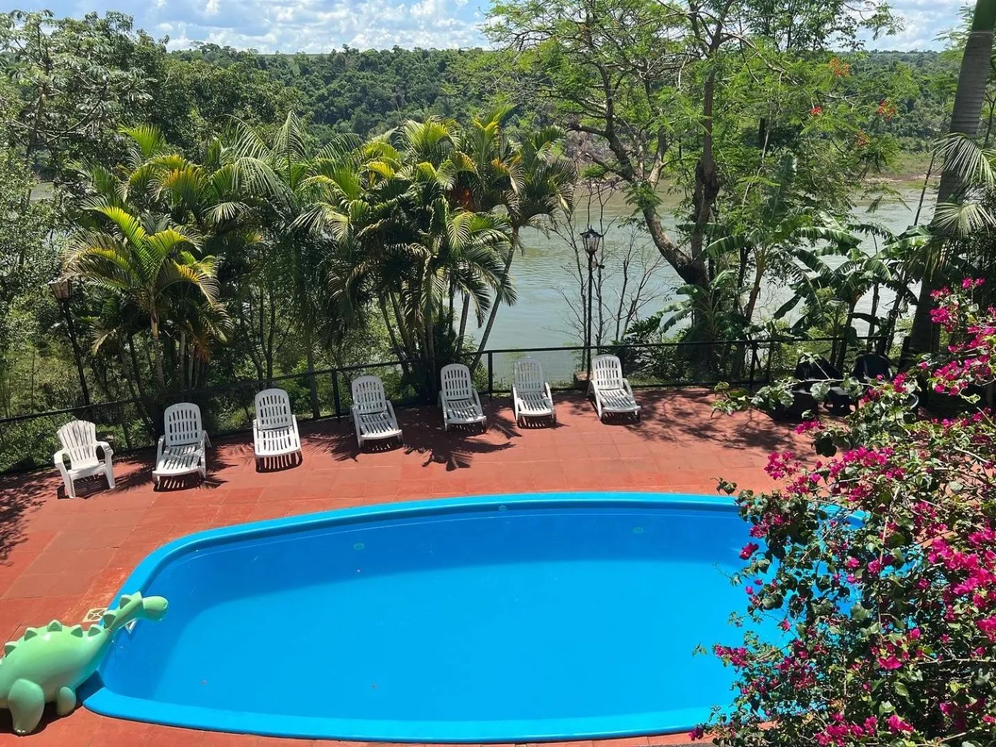 Costa del Sol Iguazú Suites