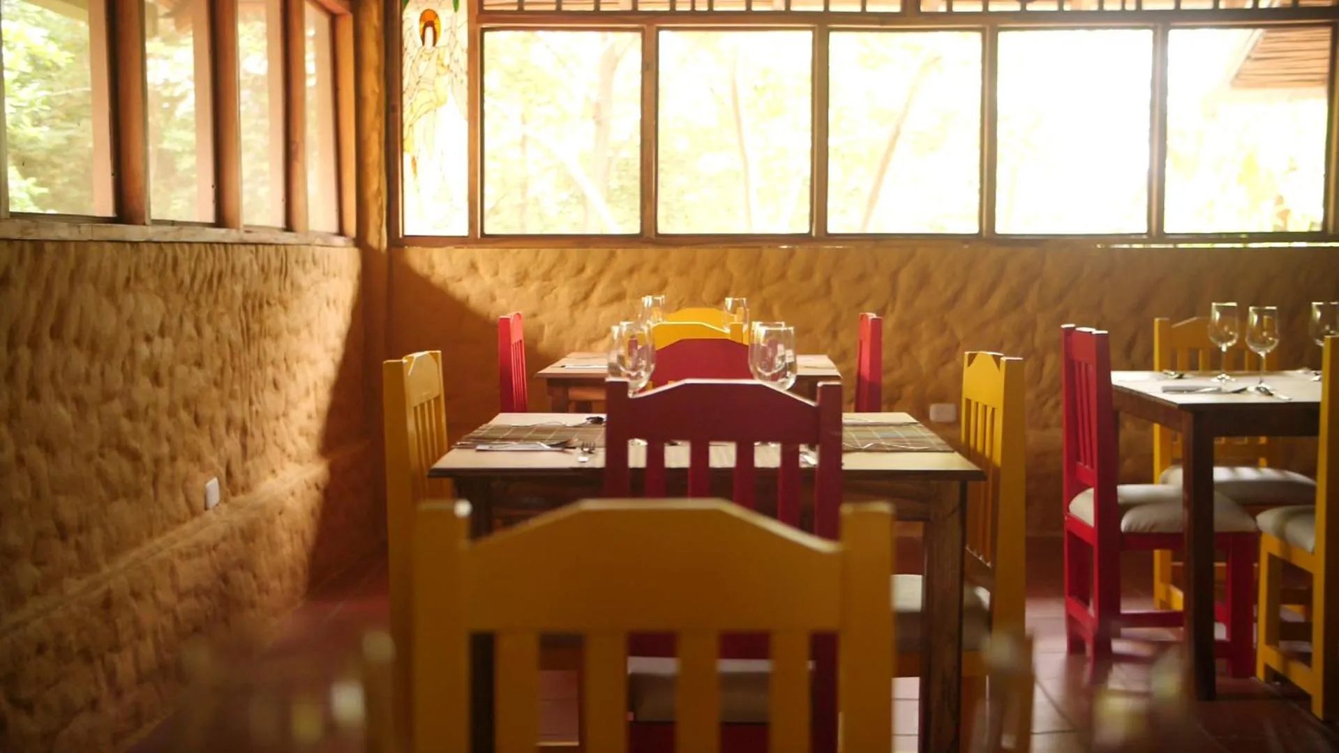 Restaurant/places to eat in Samadhi Ecohotel by Rotamundos