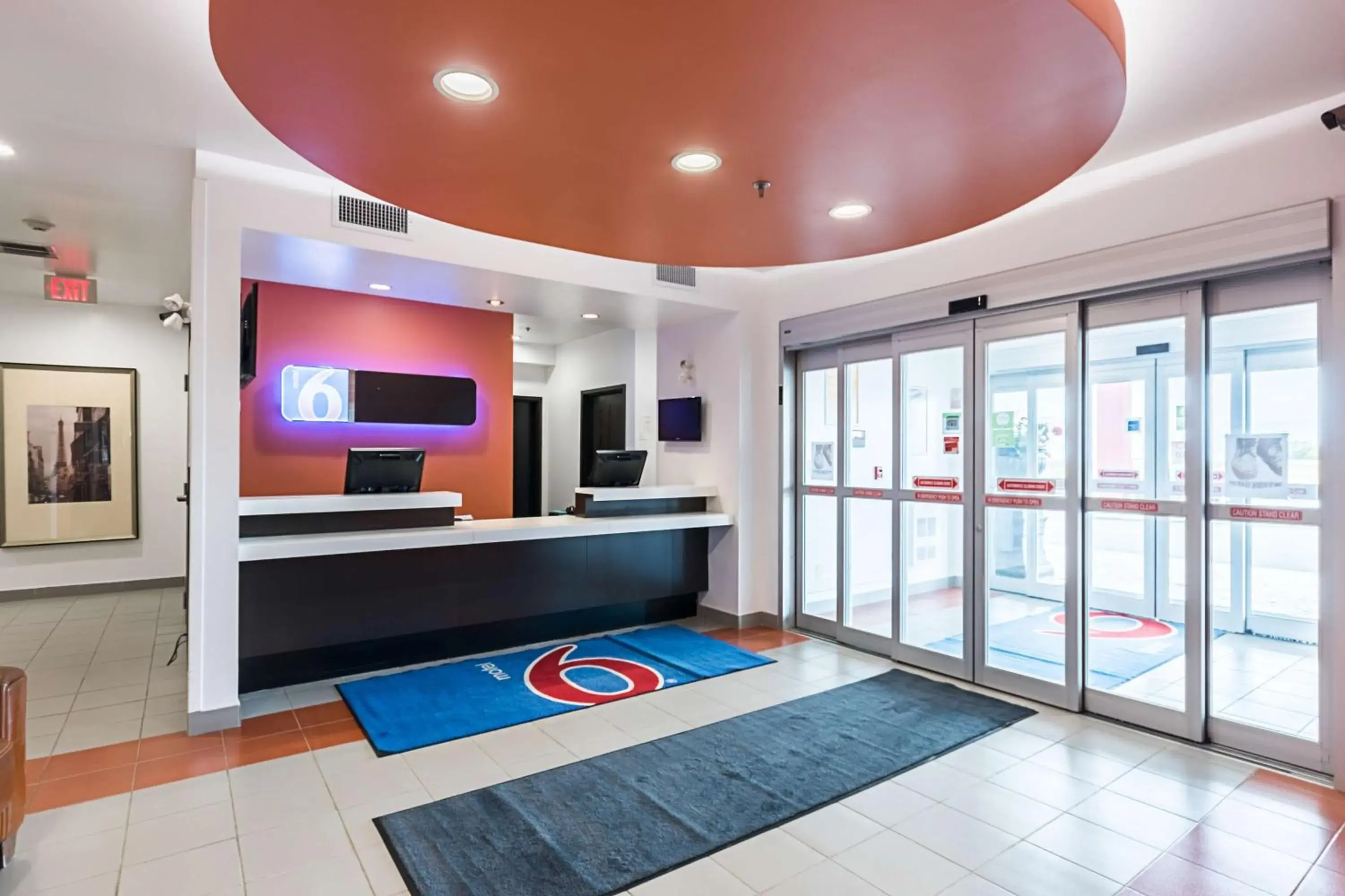 Lobby or reception in Motel 6-Moosomin, SK Lobby or reception in Motel 6-Moosomin, SK