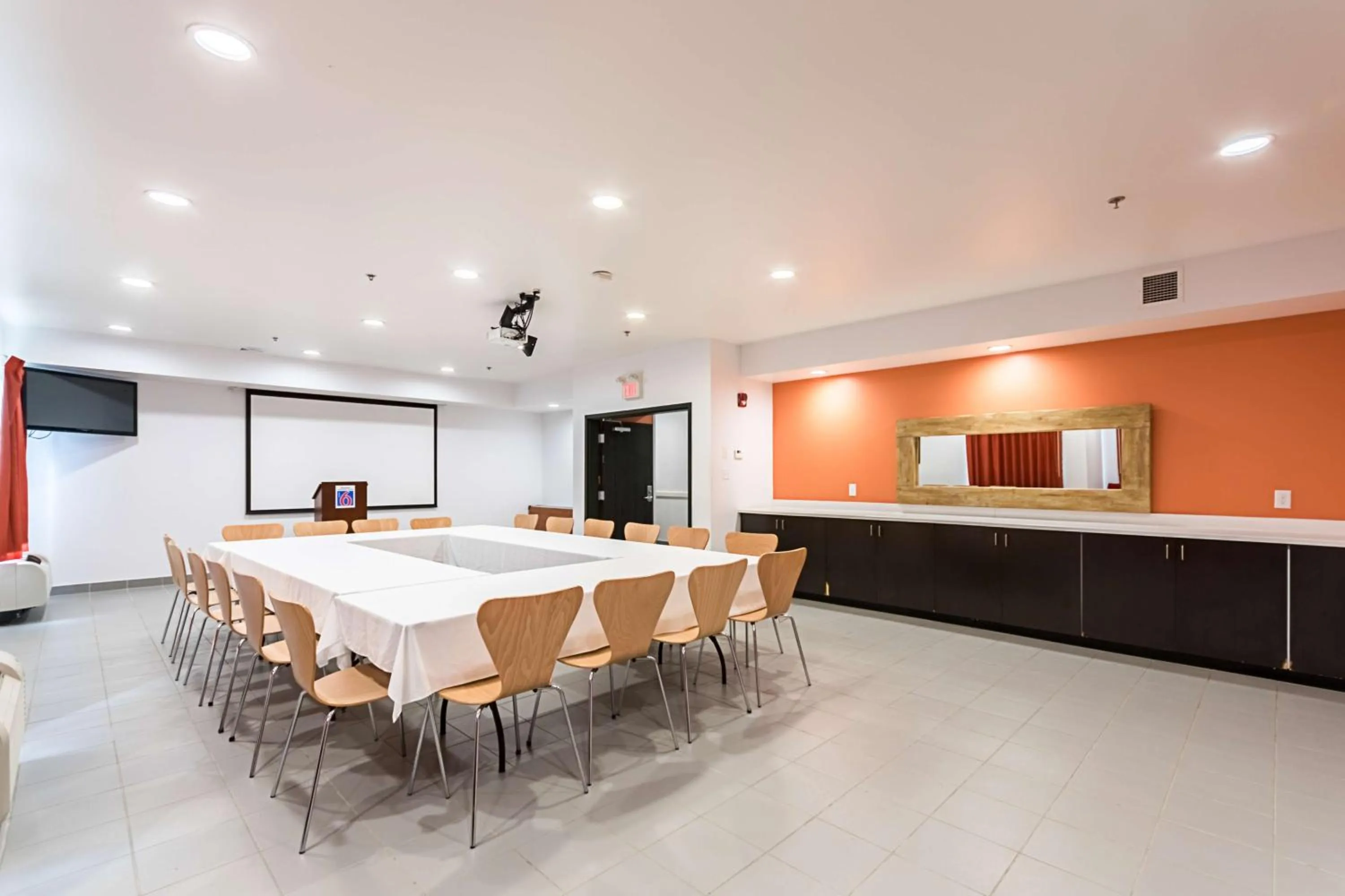 On site in Motel 6-Moosomin, SK