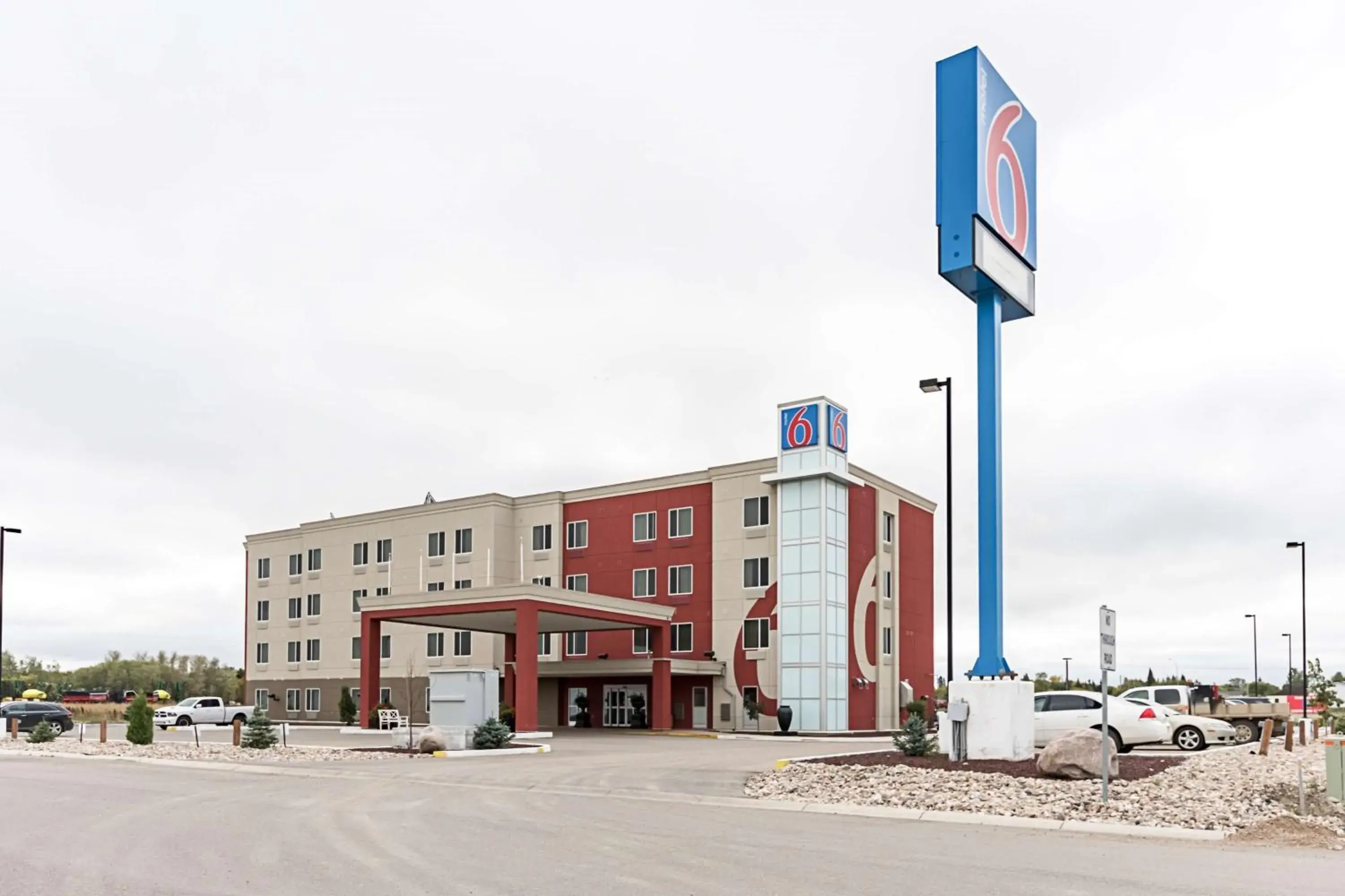 Property building in Motel 6-Moosomin, SK Property building in Motel 6-Moosomin, SK