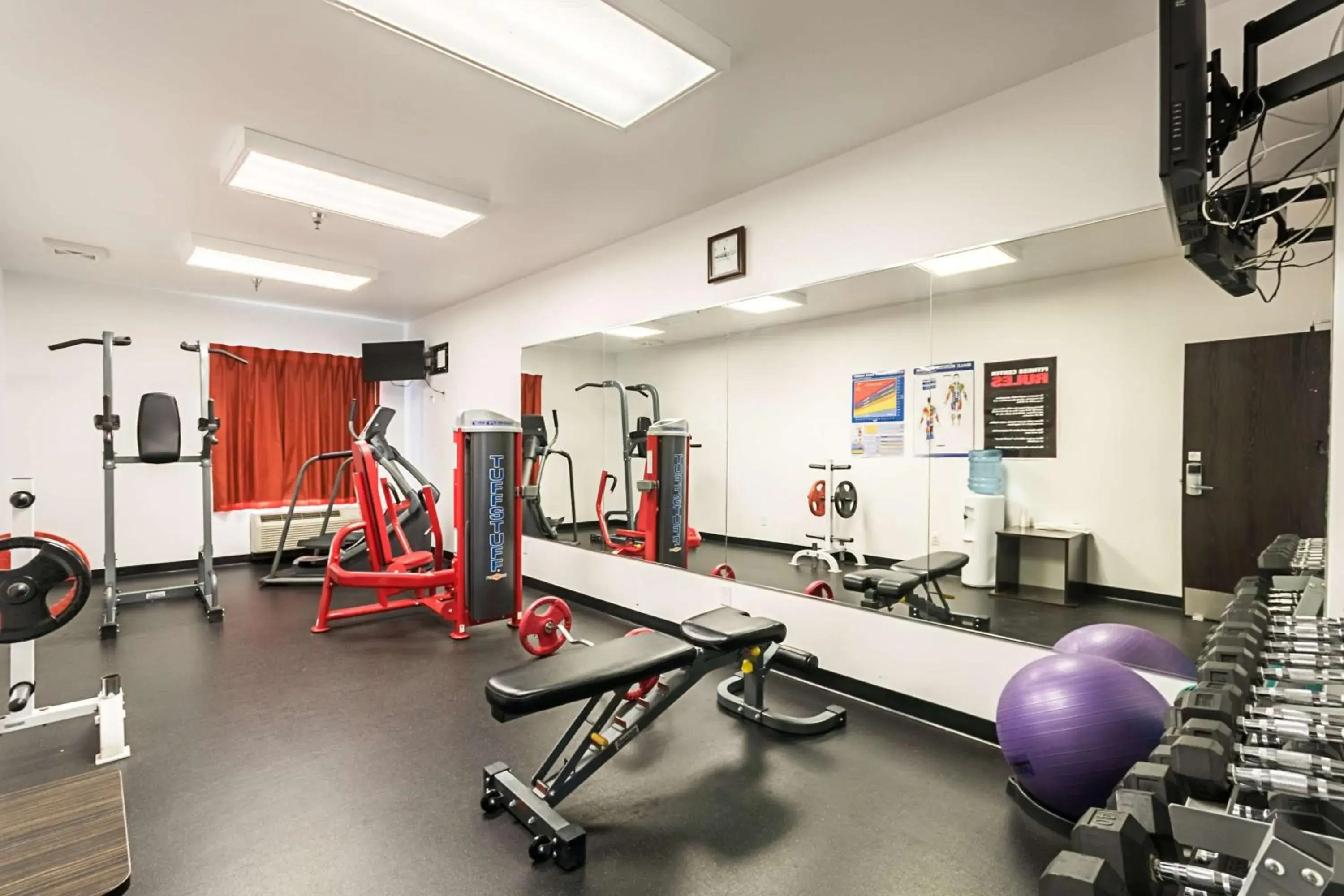 Fitness centre/facilities in Motel 6-Moosomin, SK Fitness centre/facilities in Motel 6-Moosomin, SK