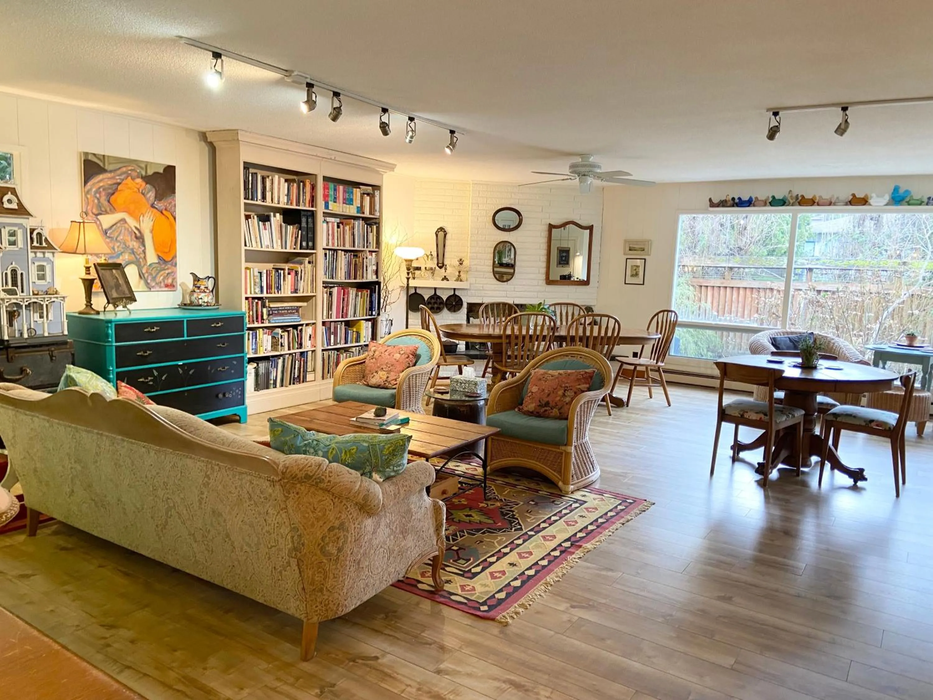 Living room in Wisteria Guest House