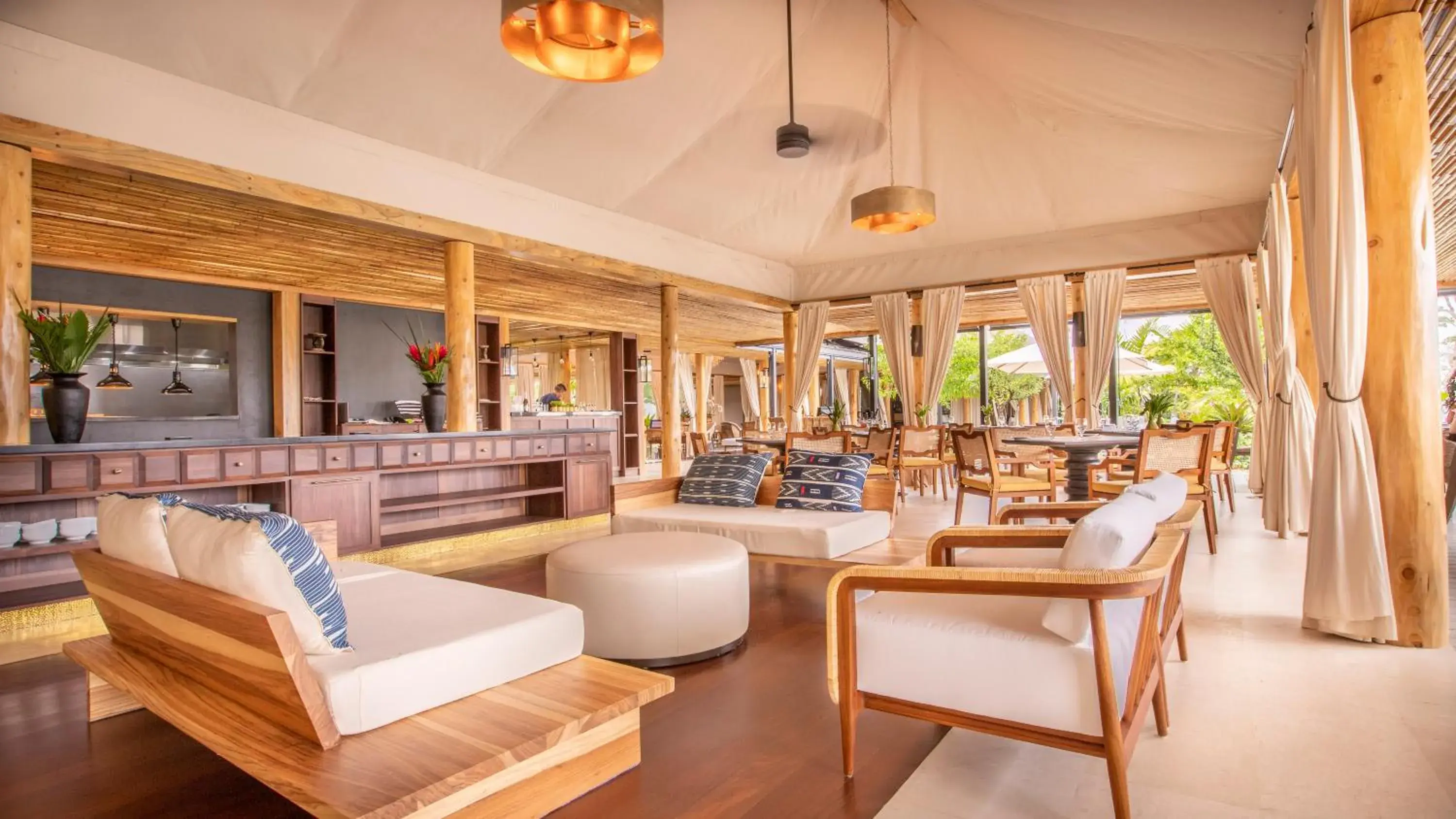 Restaurant/places to eat in Nayara Tented Camp Restaurant/places to eat in Nayara Tented Camp