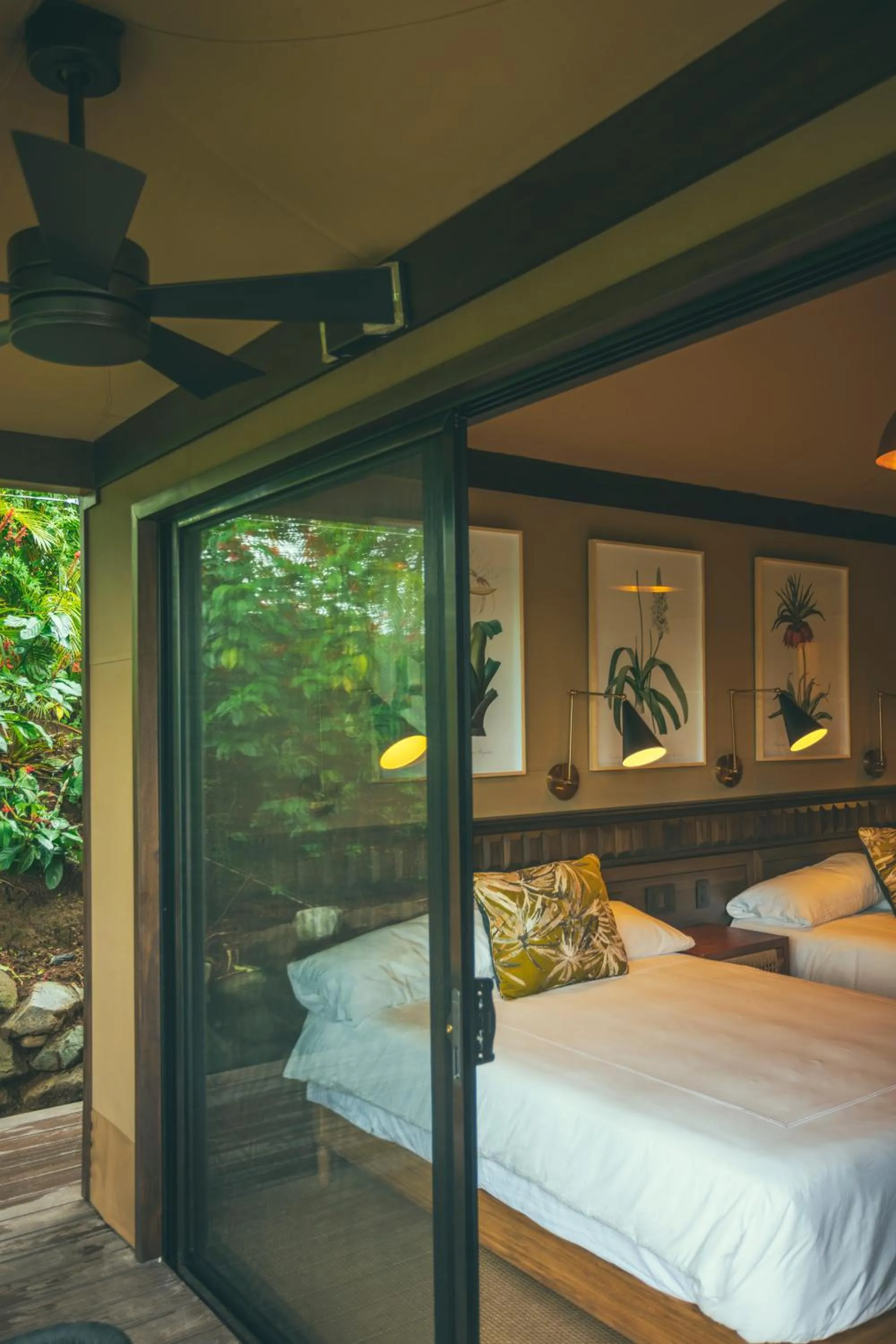 Bedroom, Bed in Nayara Tented Camp