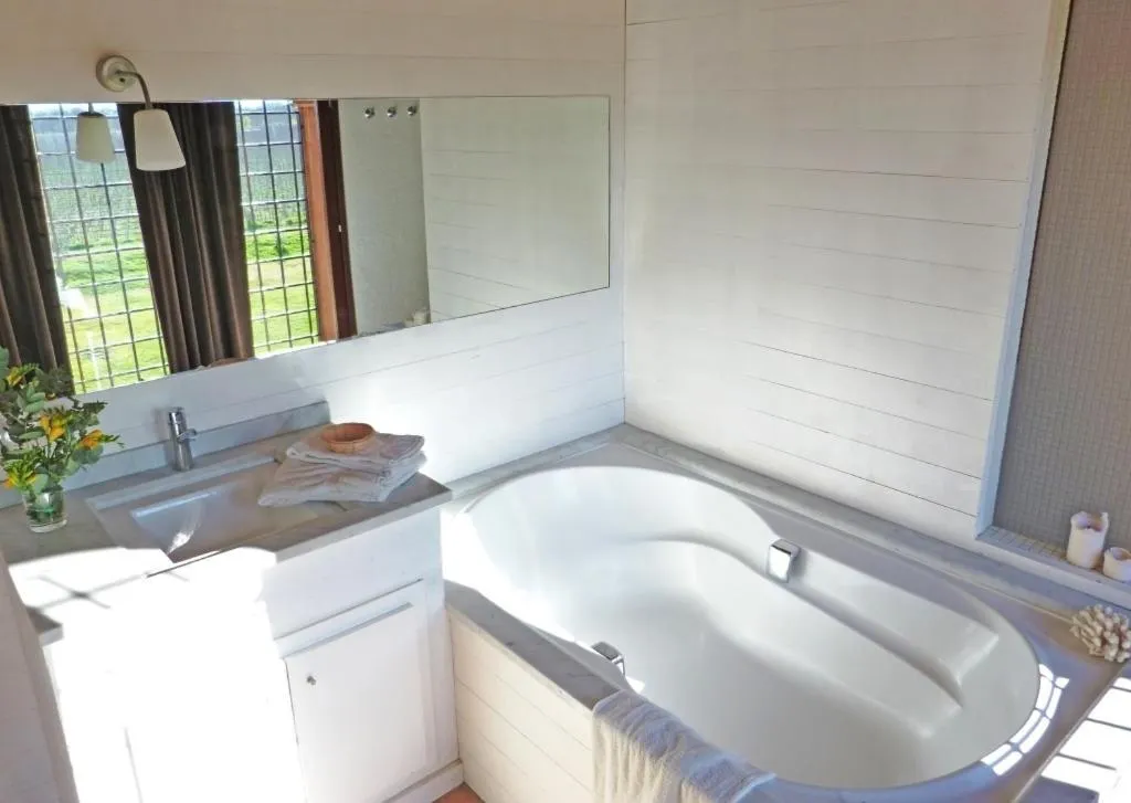 Bathroom in Mas del Mar