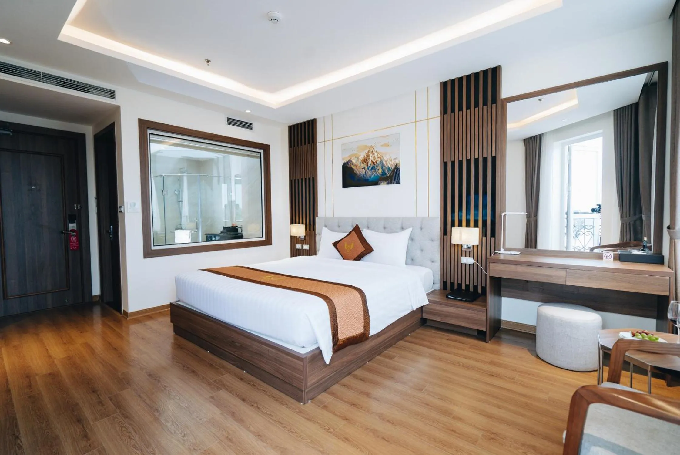 Bedroom, Bed in Manh Quan Luxury Hotel