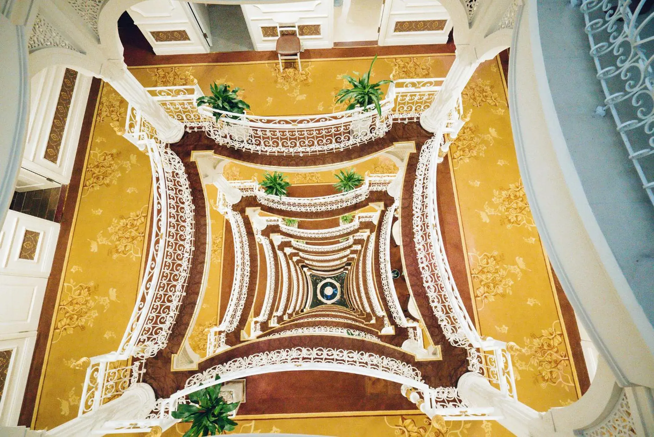 Property building in Manh Quan Luxury Hotel Property building in Manh Quan Luxury Hotel