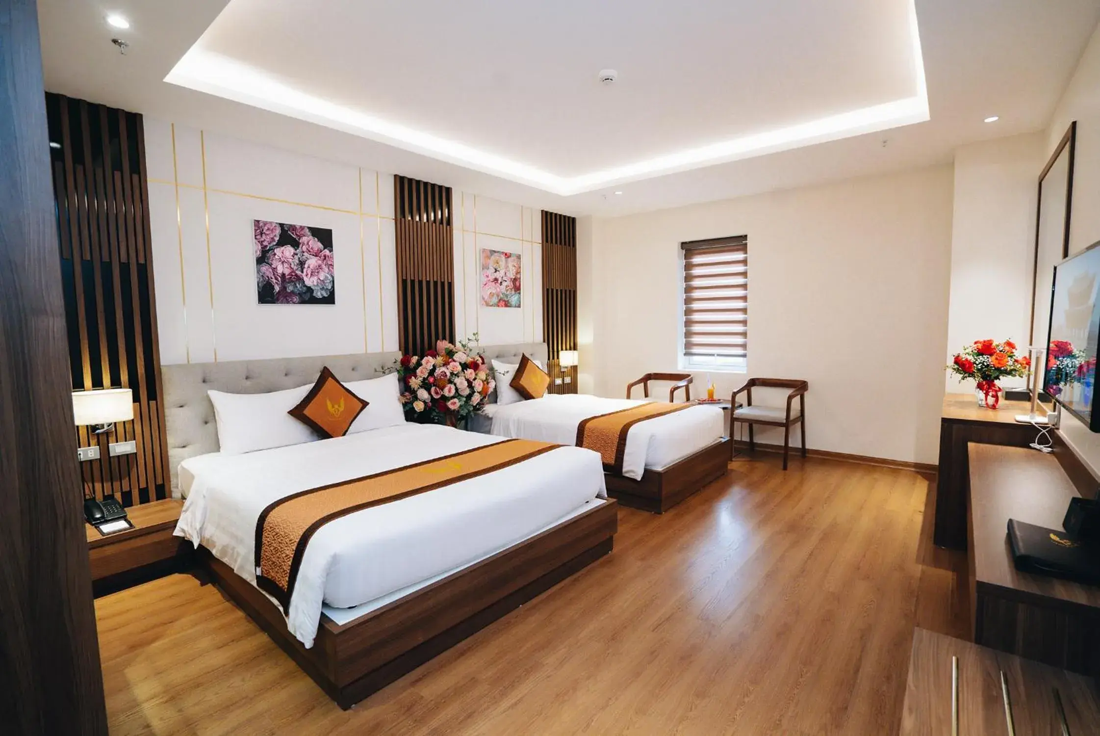Bedroom, Bed in Manh Quan Luxury Hotel Bedroom, Bed in Manh Quan Luxury Hotel