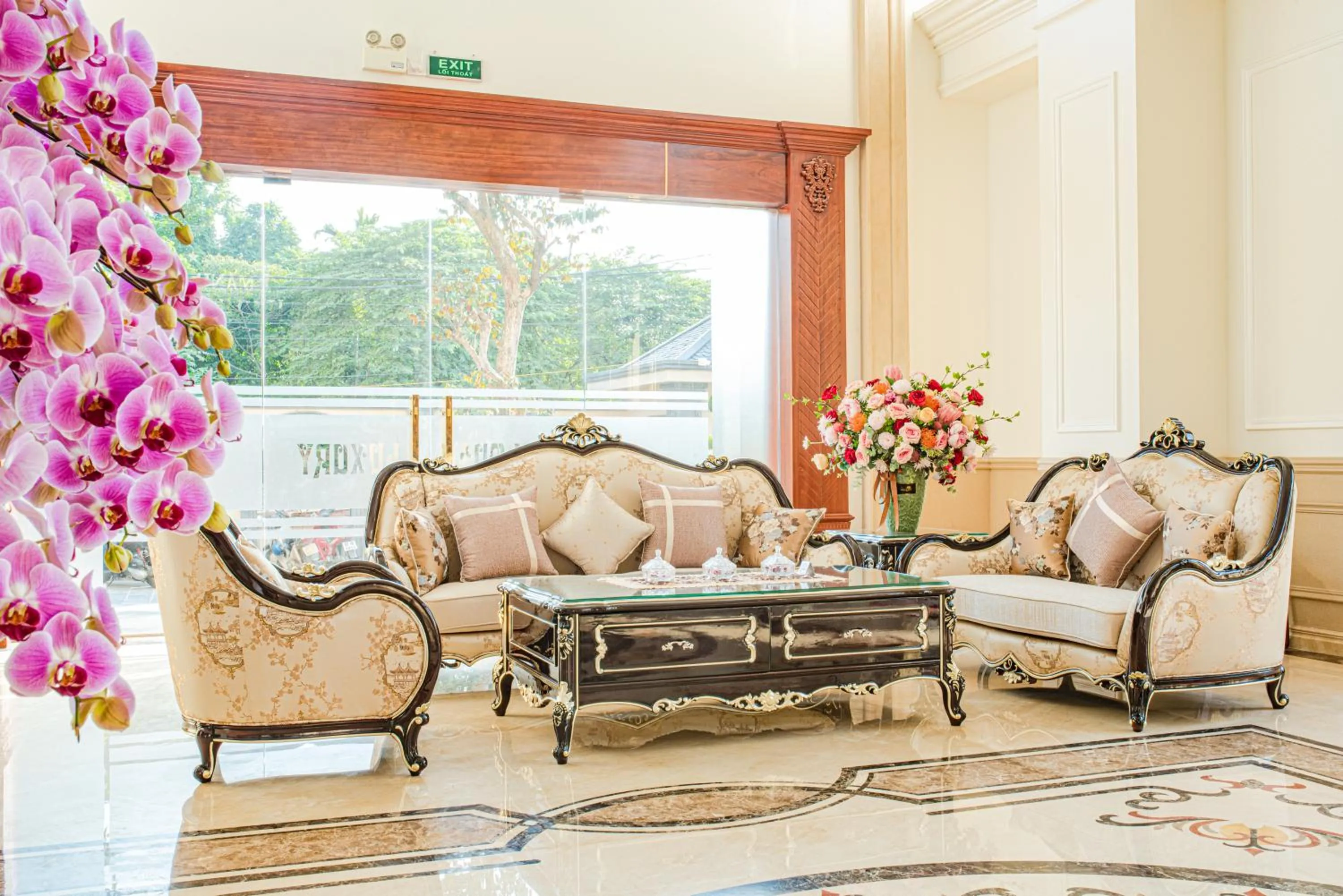 Lobby or reception in Manh Quan Luxury Hotel