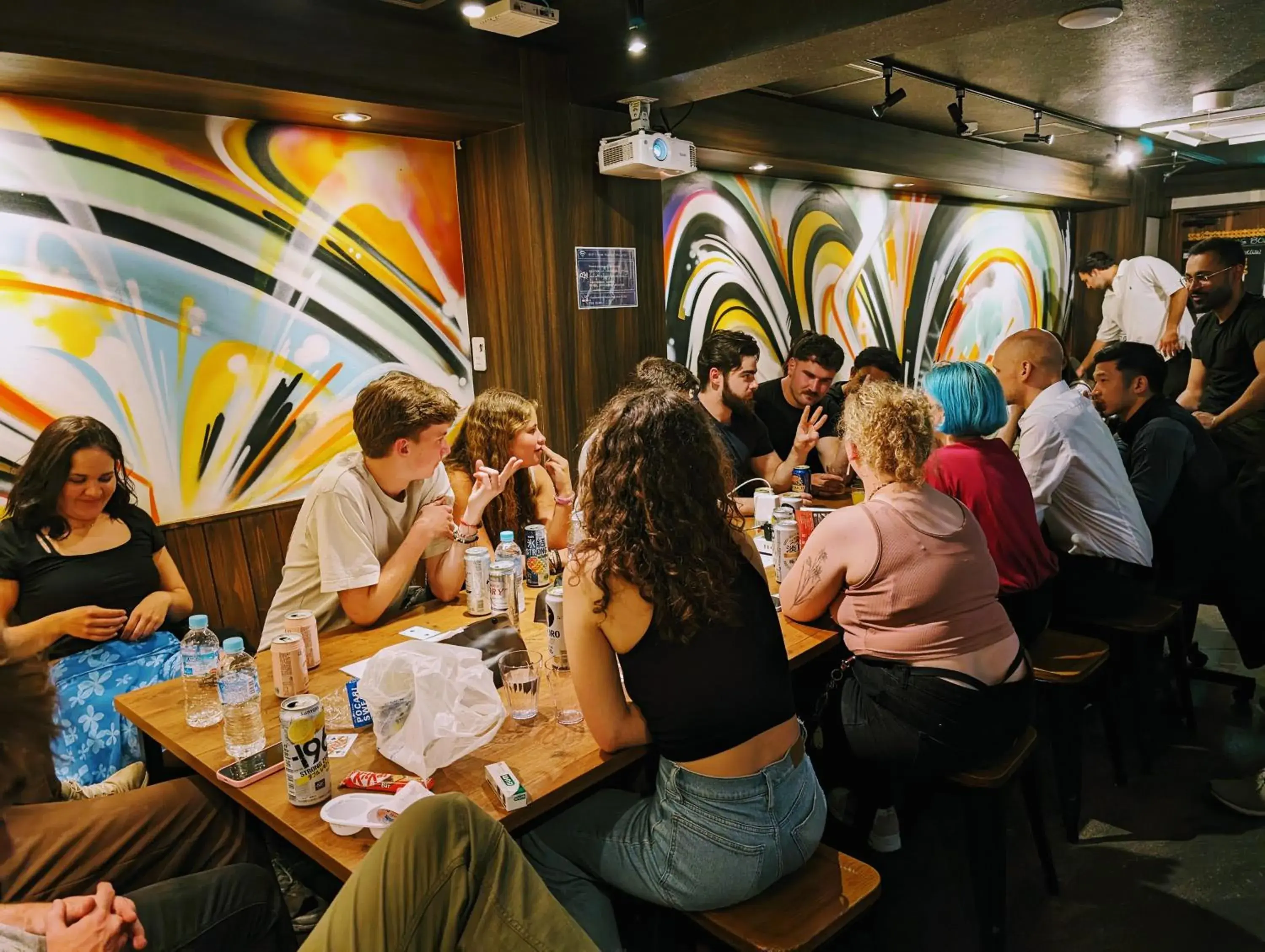 Living room in R Hostel Namba south Living room in R Hostel Namba south