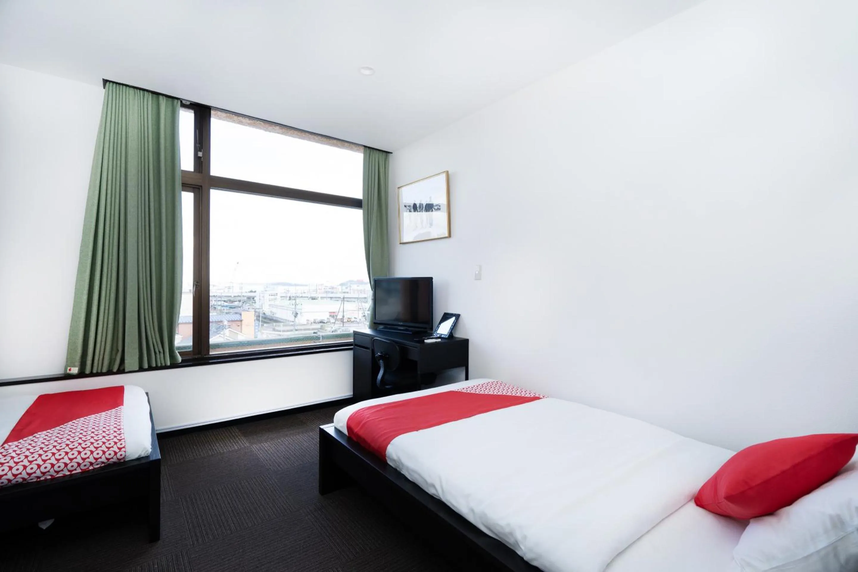 Bedroom, Bed in Ｔａｂｉｓｔ ホテル塩釜&松島