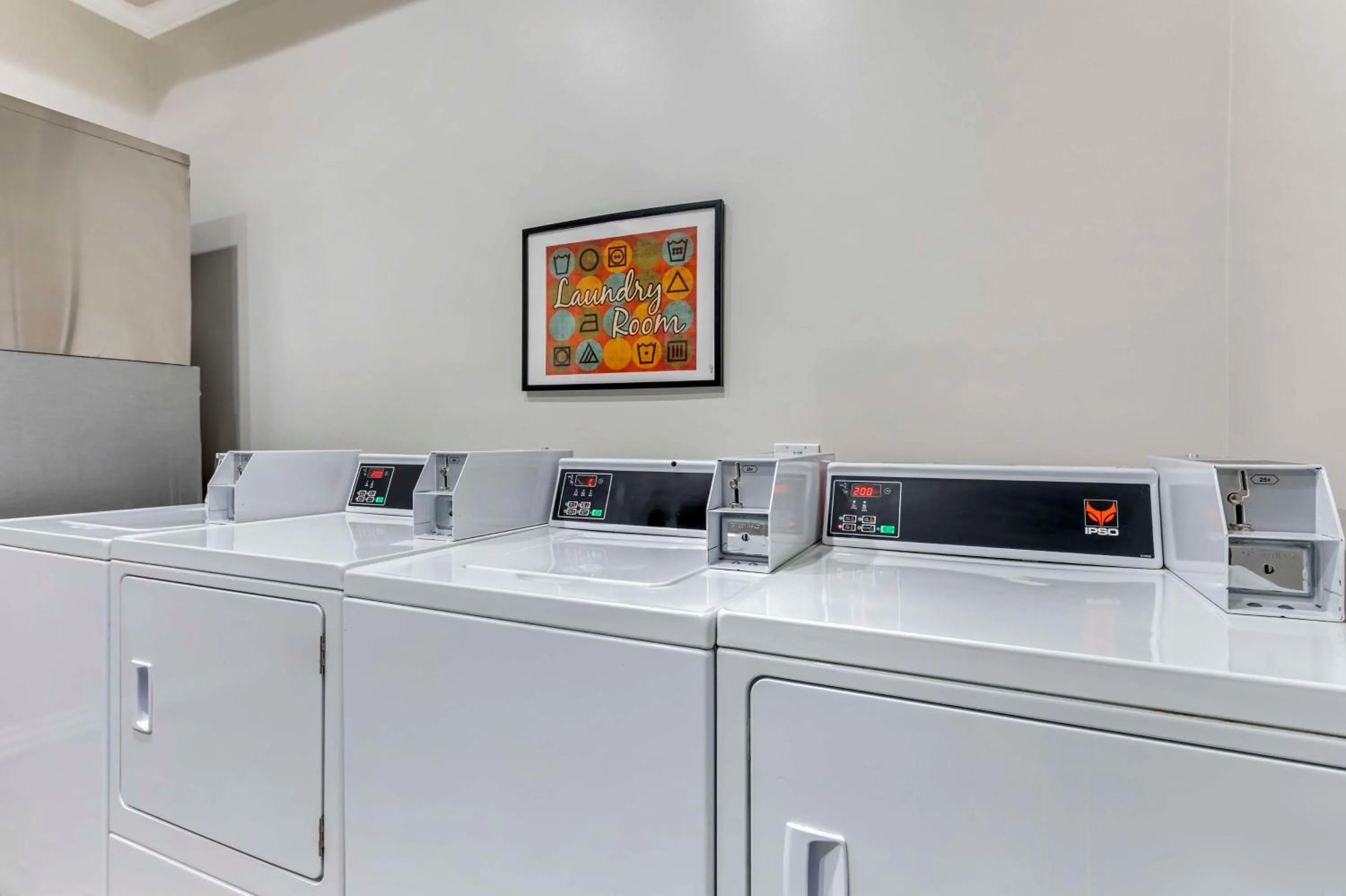 laundry in Best Western Canoga Park Motor Inn