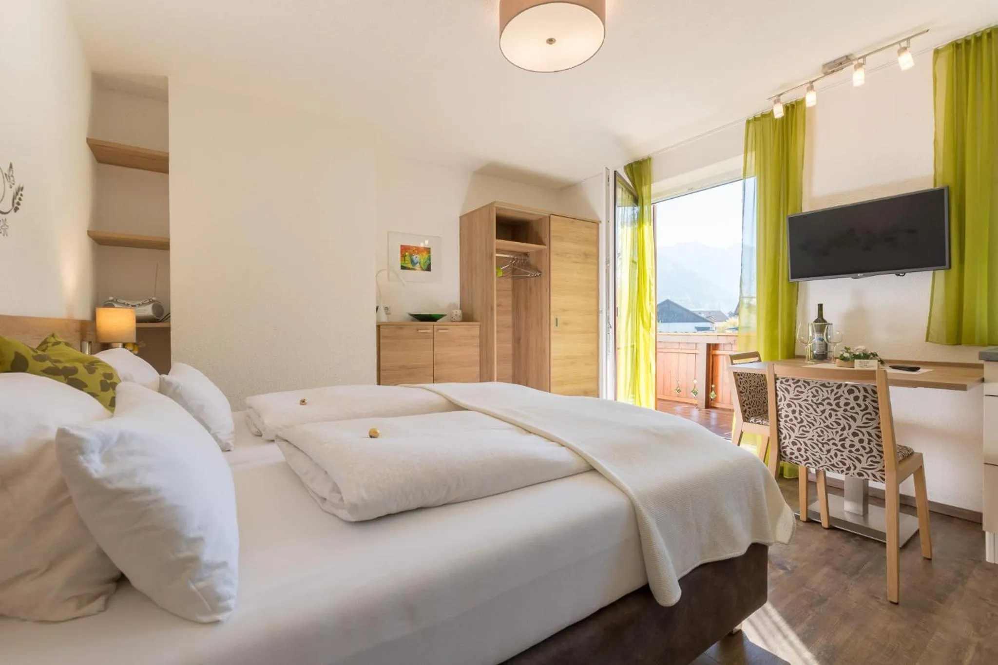 Photo of the whole room, Bed in Landhaus Tripolt