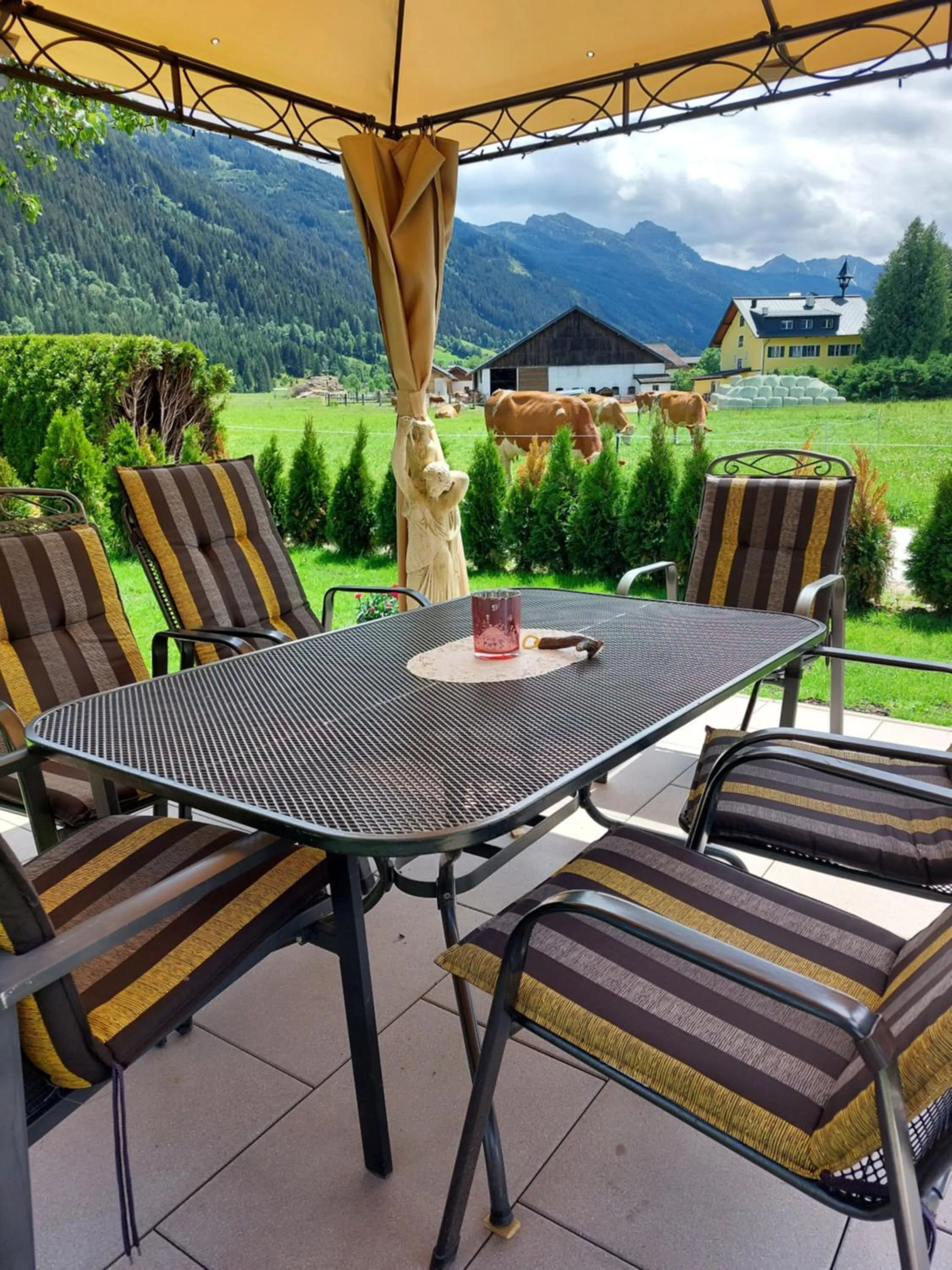 Property building in Landhaus Tripolt