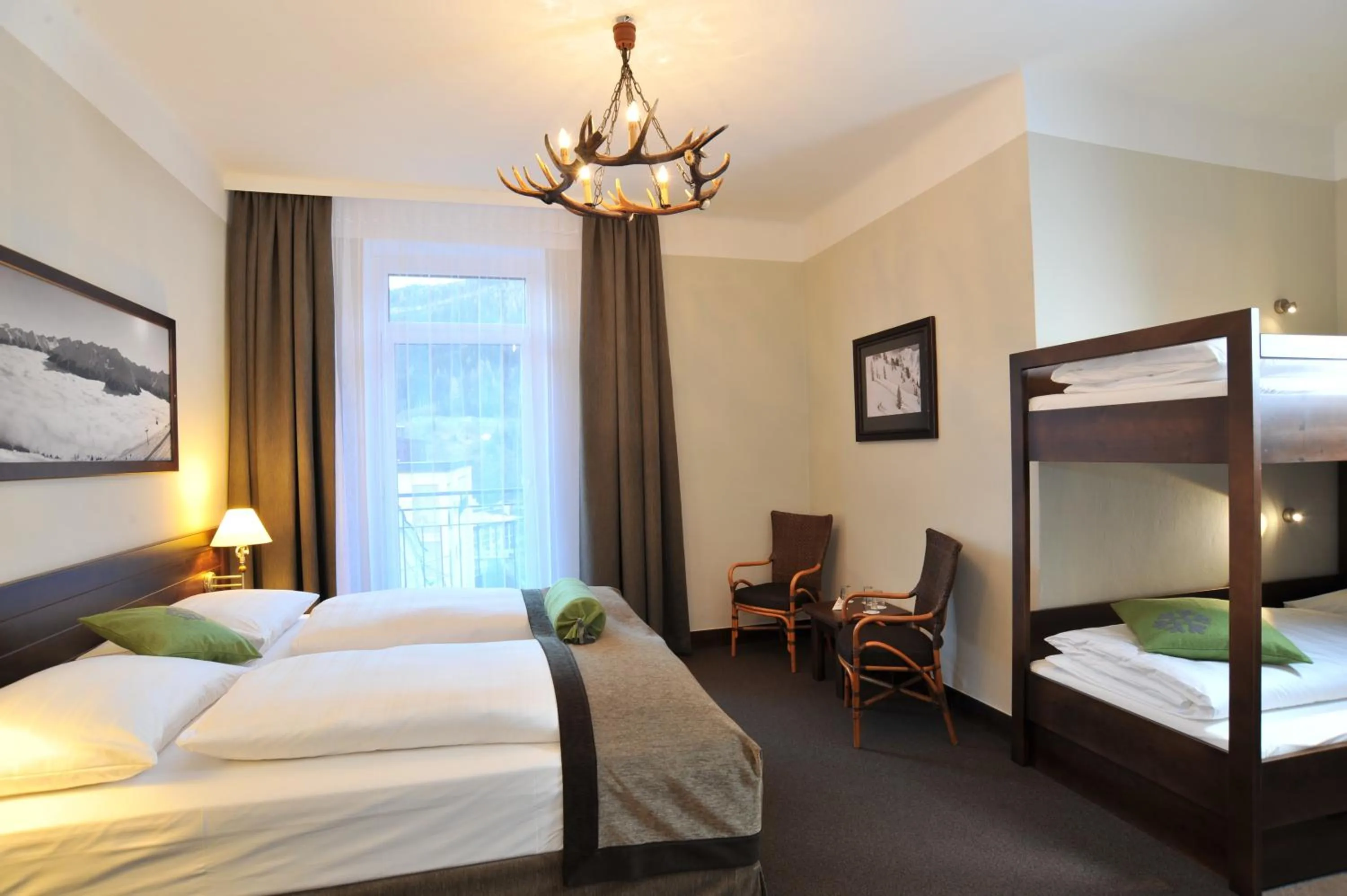 Photo of the whole room, Bed in Ski Lodge Reineke