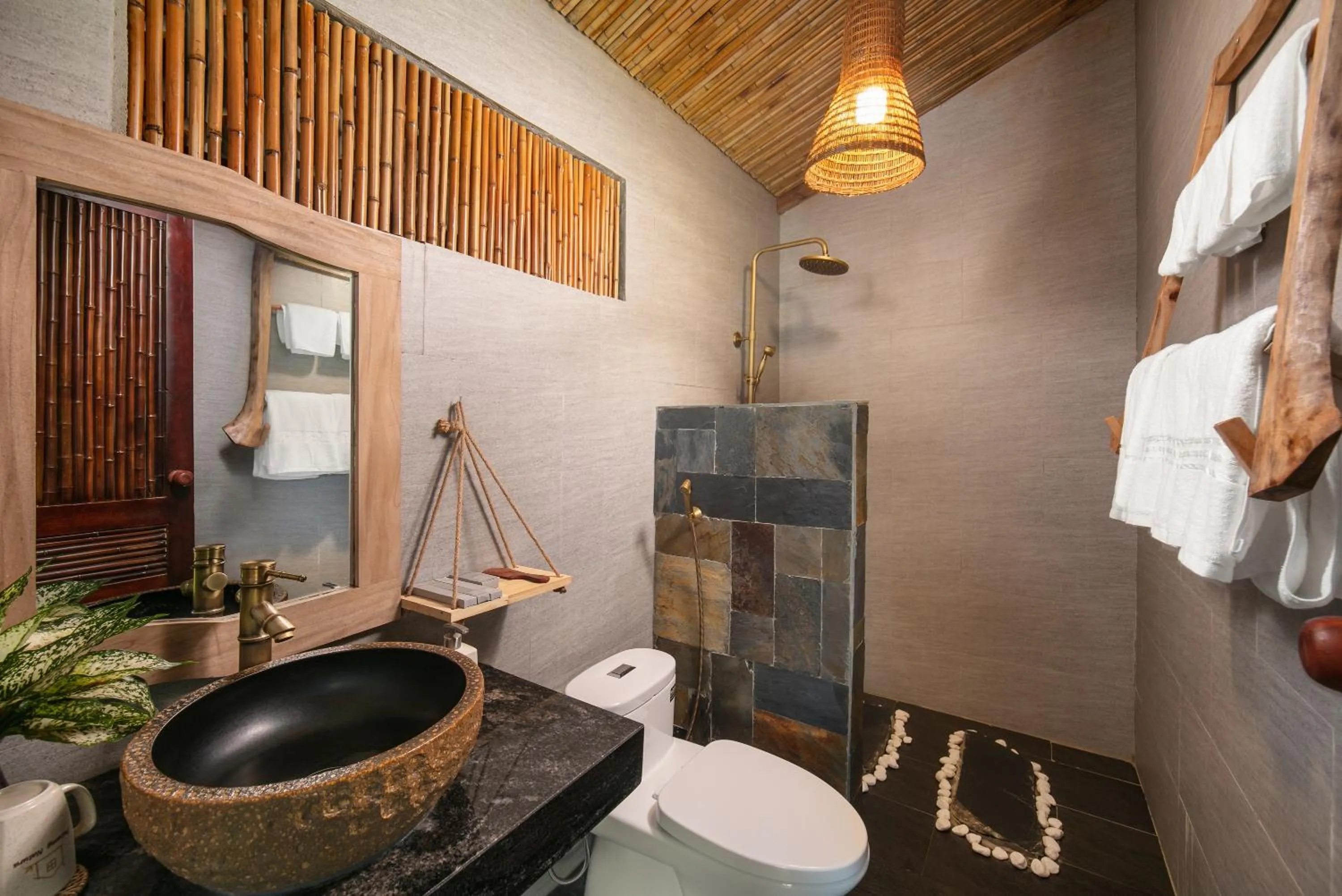 Bathroom in Pu Luong Natura