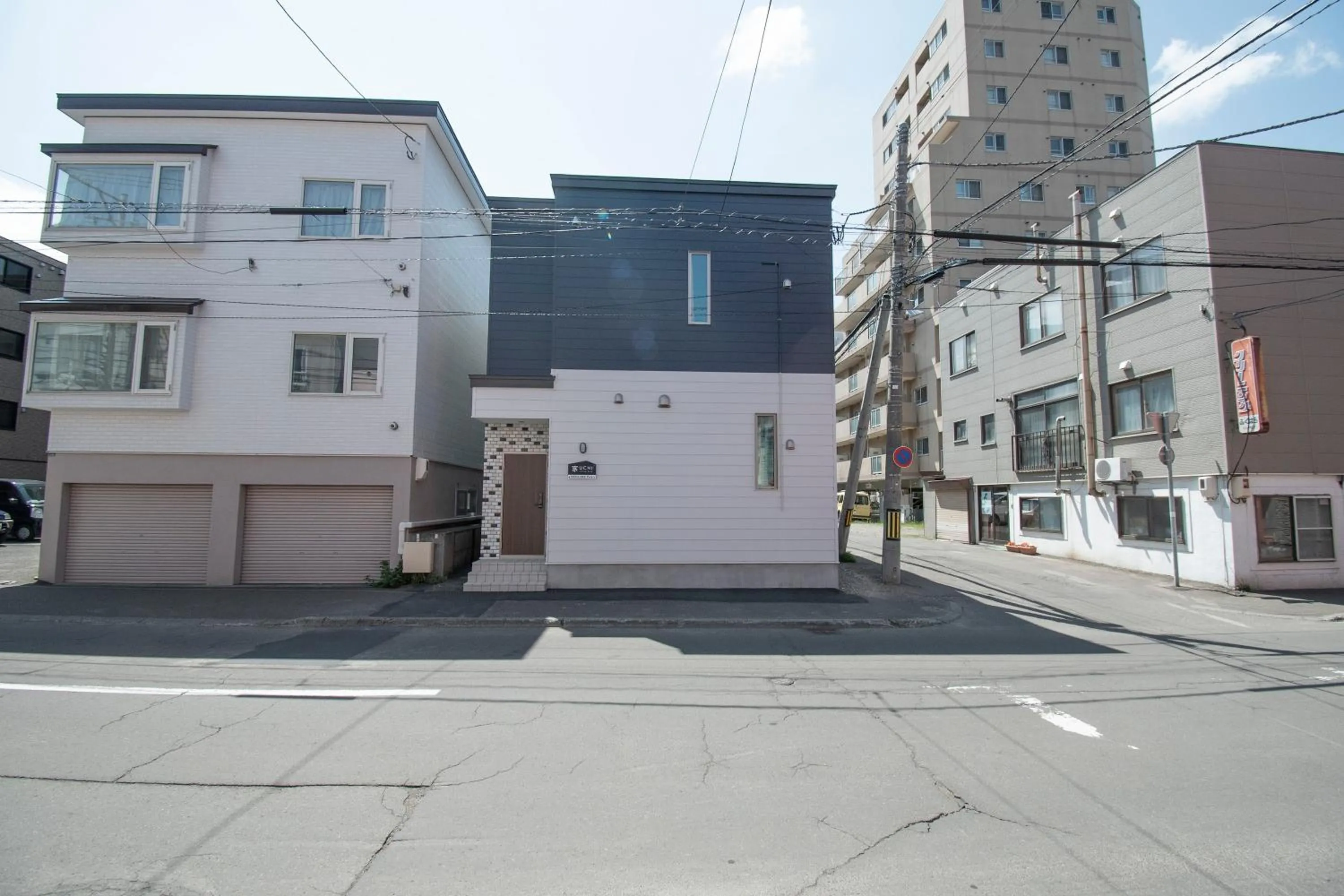Property building in UCHI Living stay NAKAJIMA park