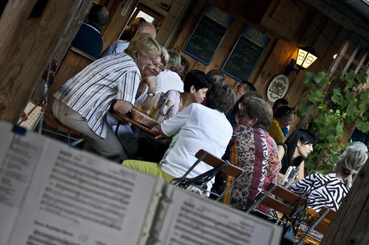 Restaurant/places to eat in Gasthof zum Bäckerwirt