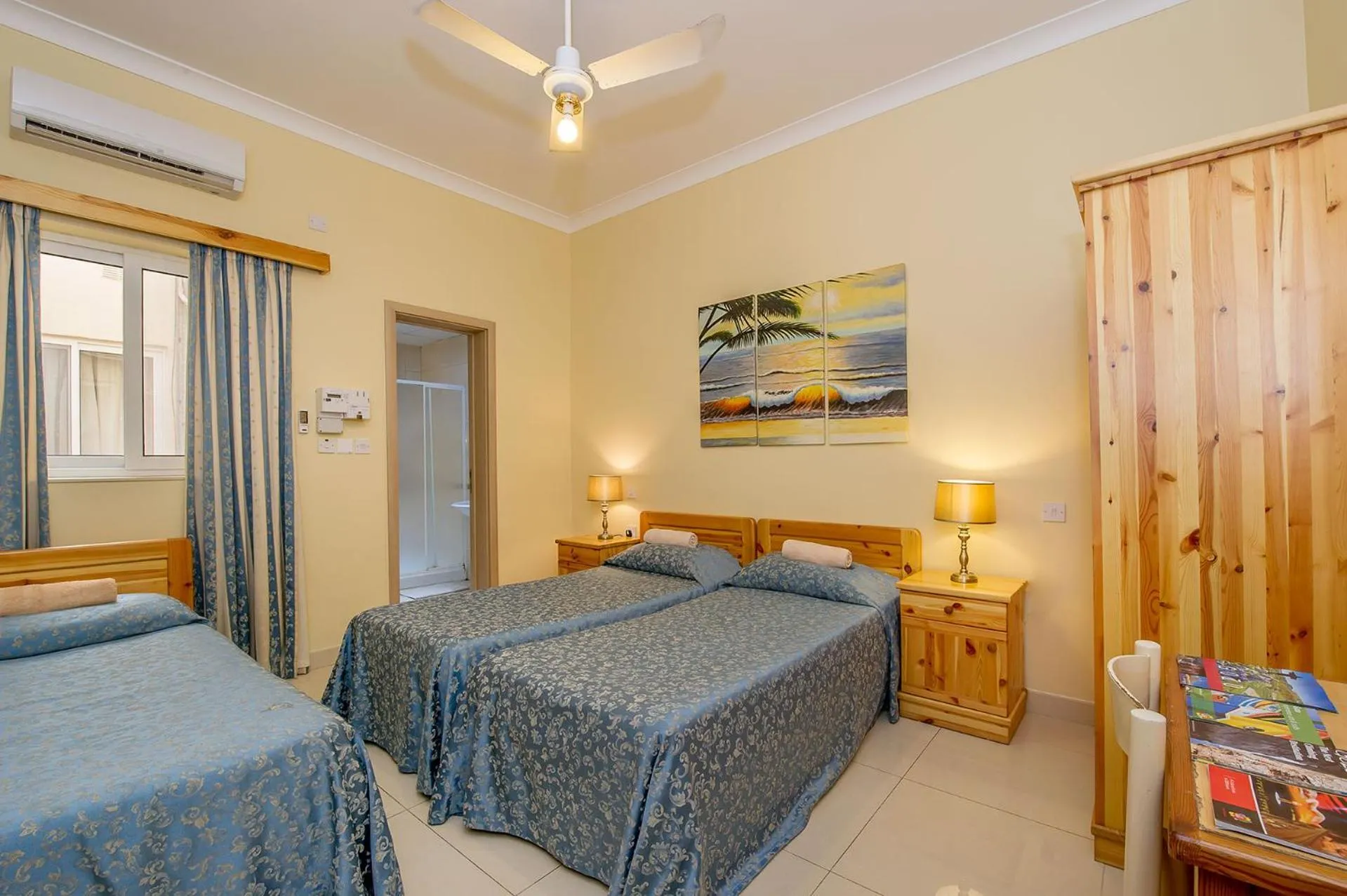 Triple Room in Electra Guesthouse