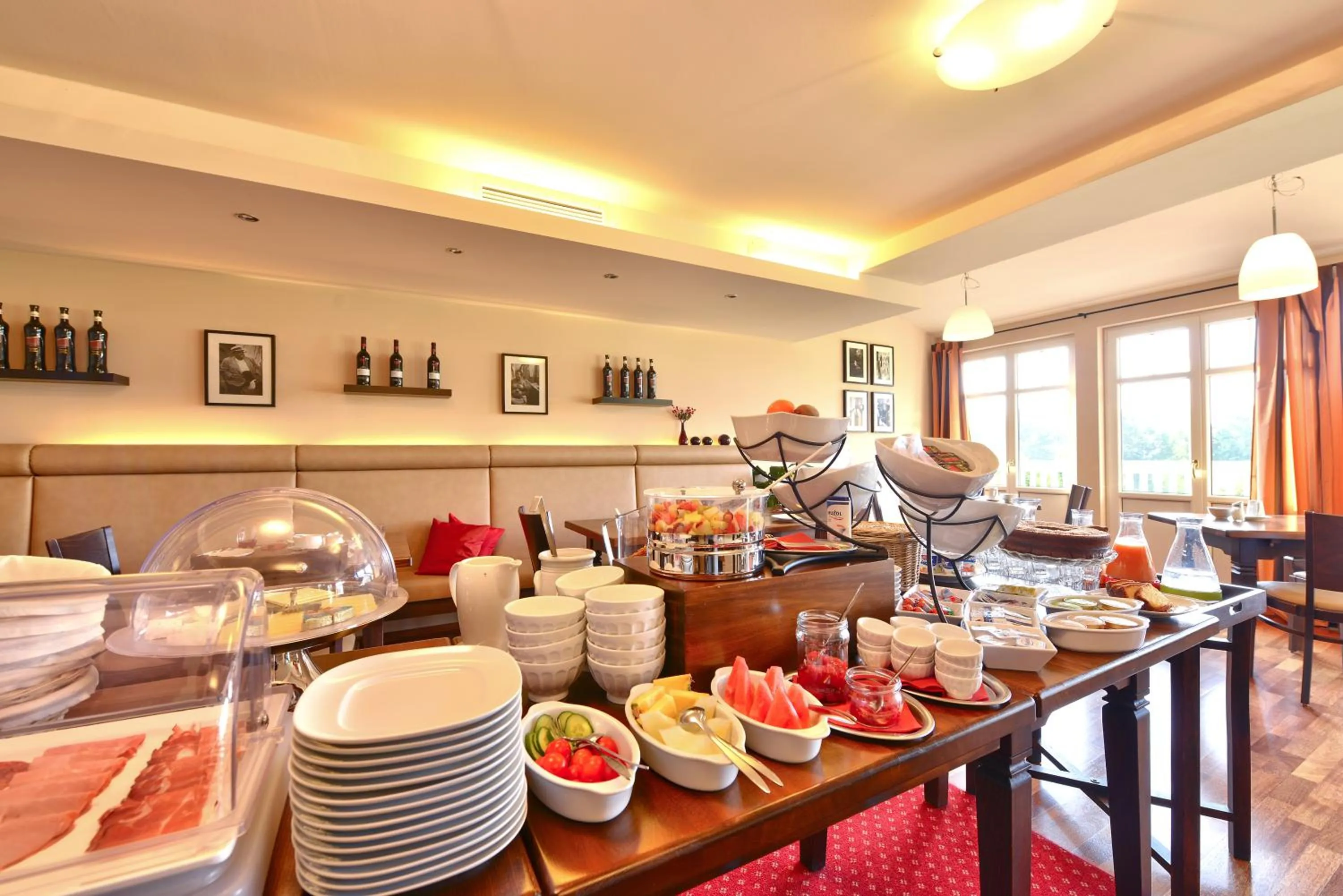 Restaurant/places to eat in Hotel Auf Wolke 8