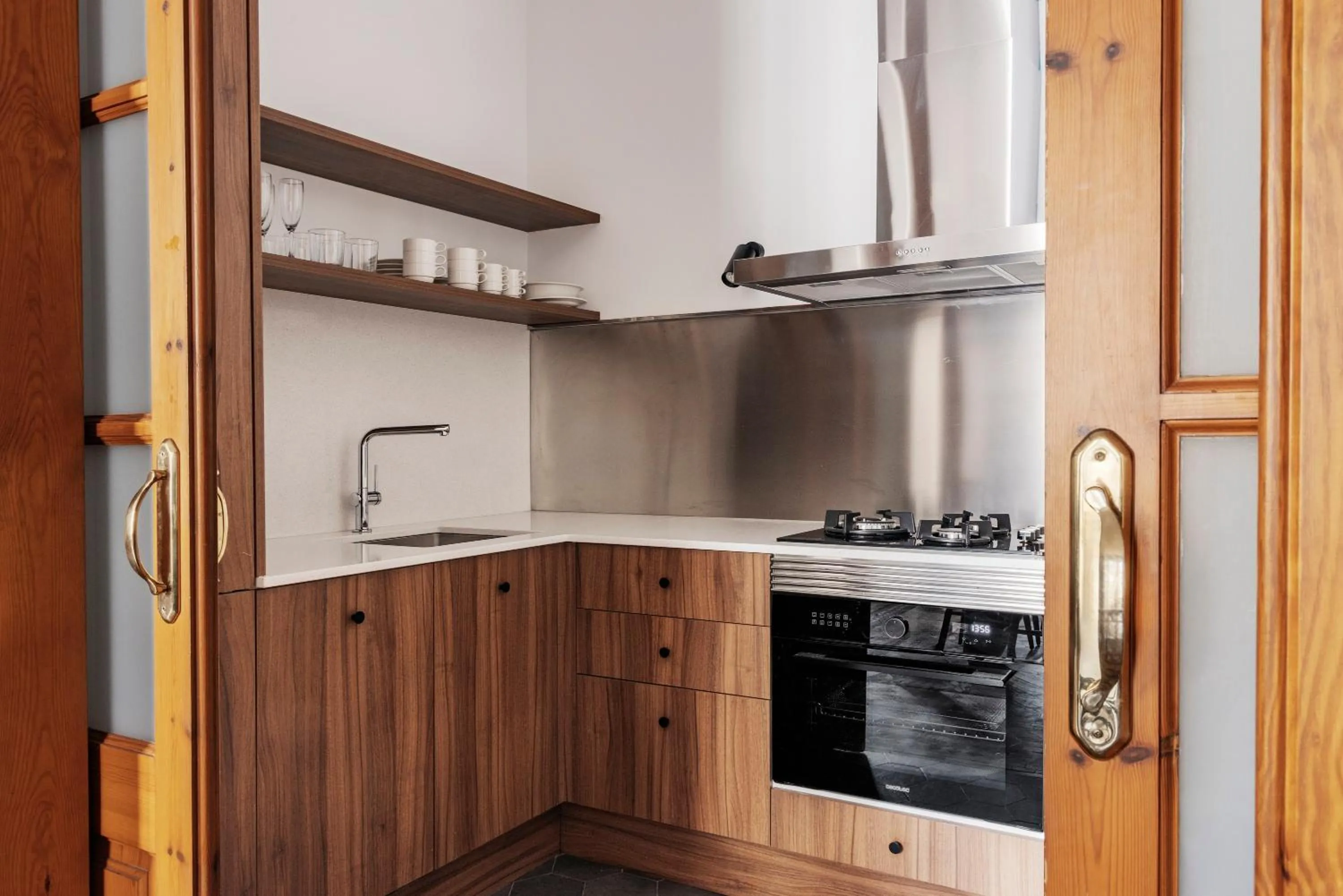 Kitchen or kitchenette in Barcelona Apartment Val