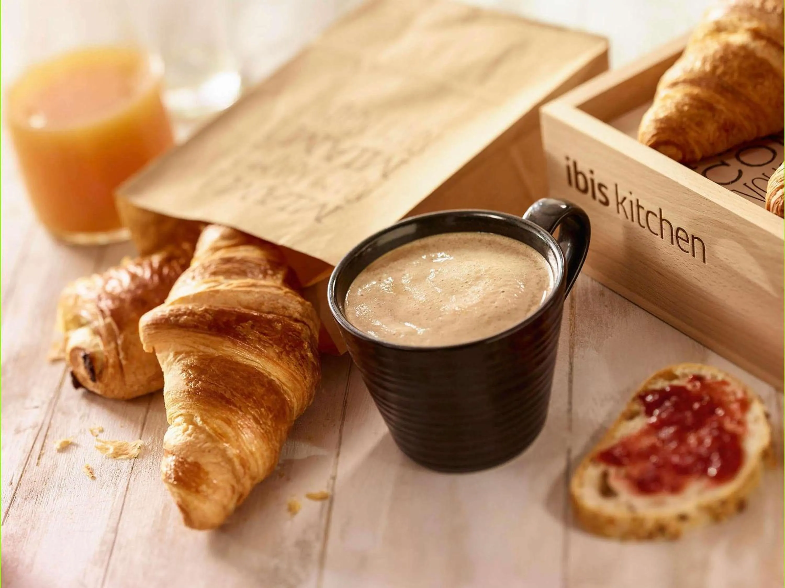 Breakfast in ibis Saint-Denis Stade Ouest