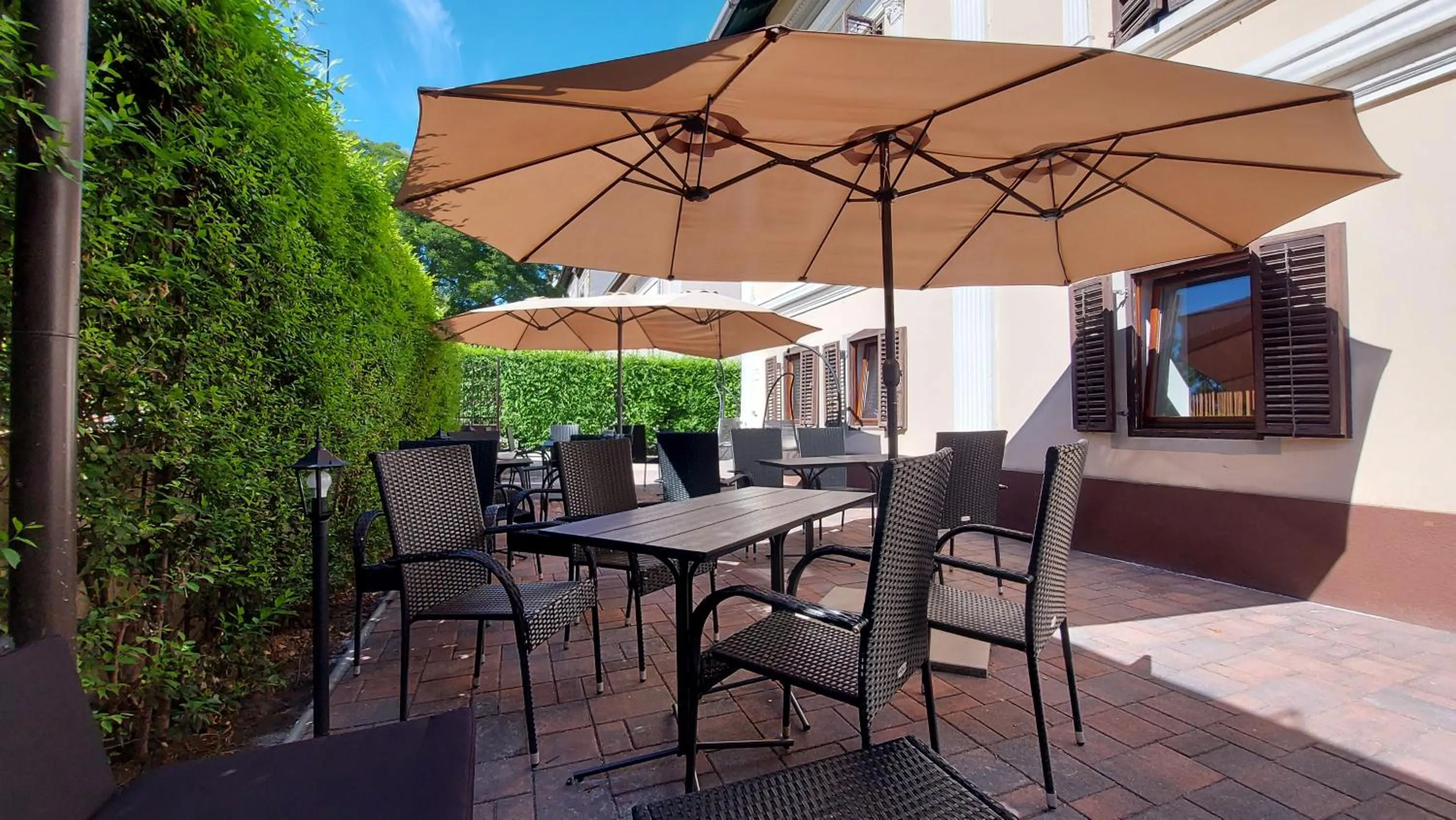 Patio in Vén Diófa De Lux Panzió