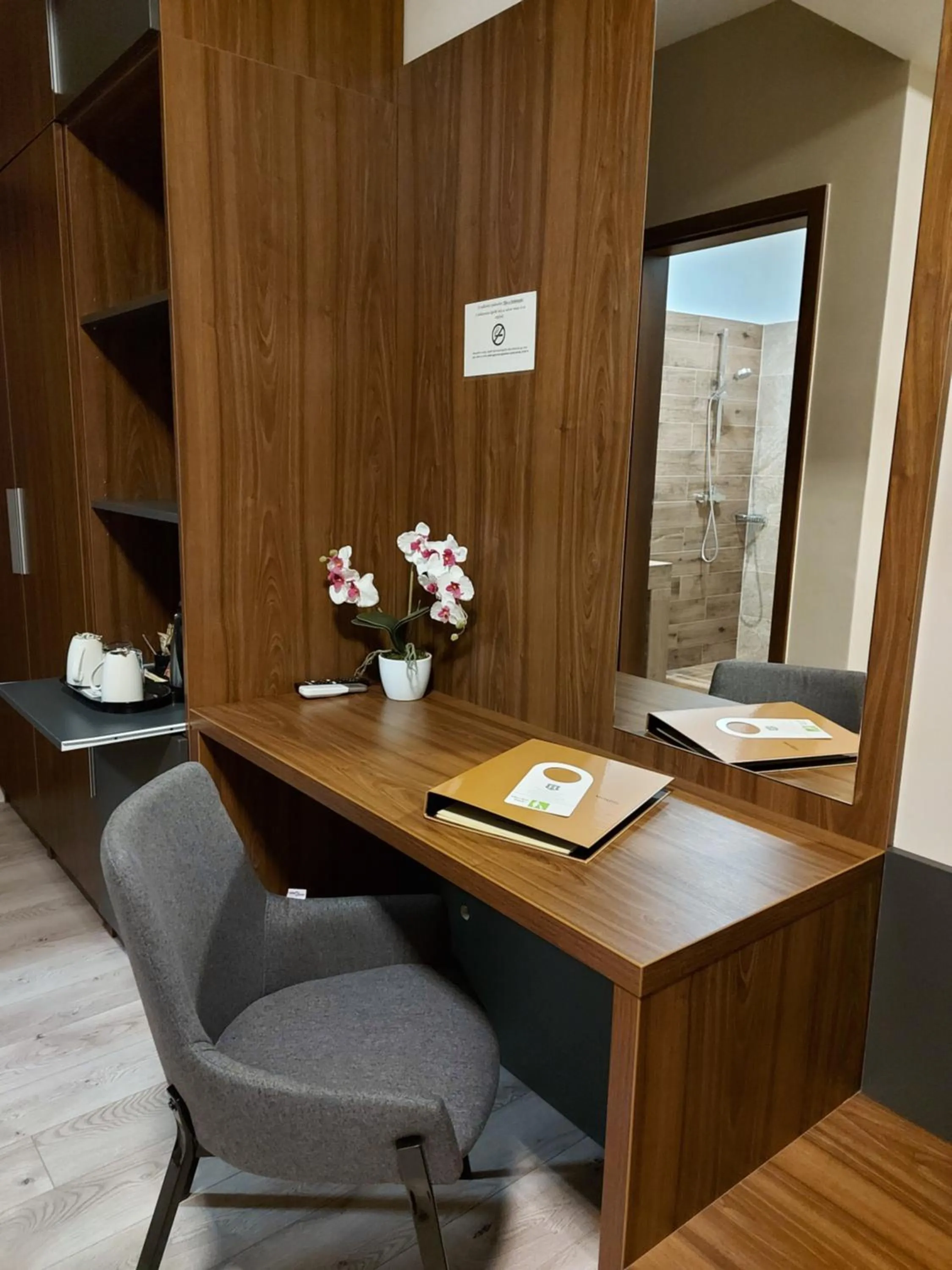 TV and multimedia in Vén Diófa De Lux Panzió