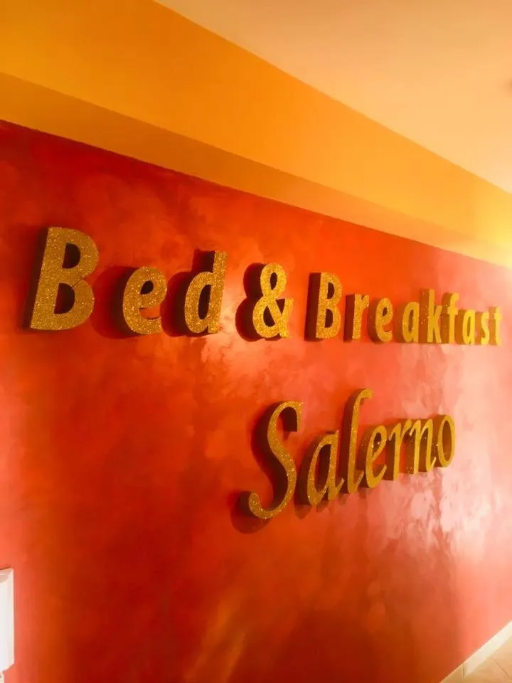 Decorative detail in B&B Salerno