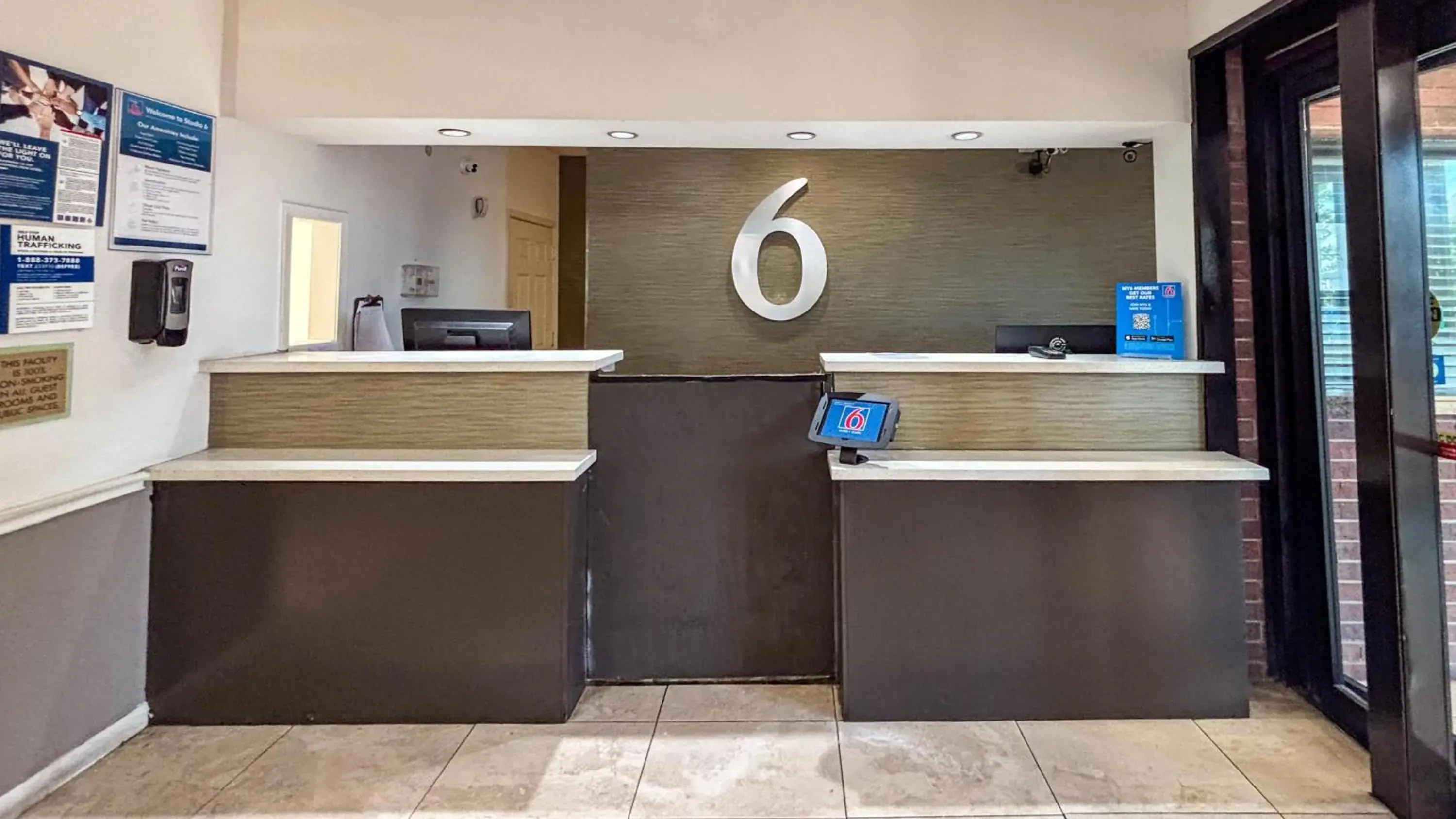 Lobby or reception in Studio 6 Houston, TX - Westchase Lobby or reception in Studio 6 Houston, TX - Westchase