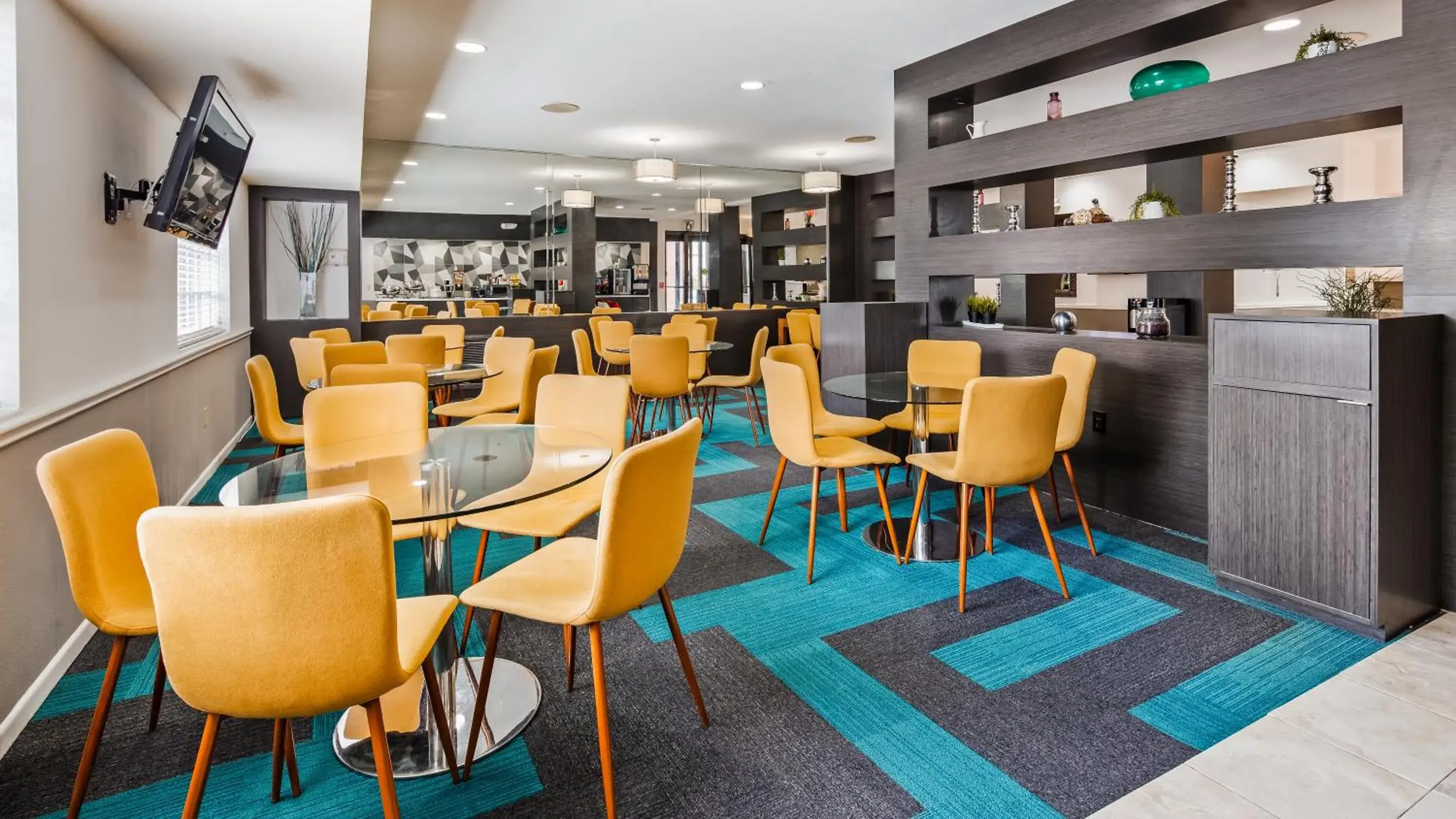 Breakfast in Baymont by Wyndham Houston/Westchase Breakfast in Baymont by Wyndham Houston/Westchase