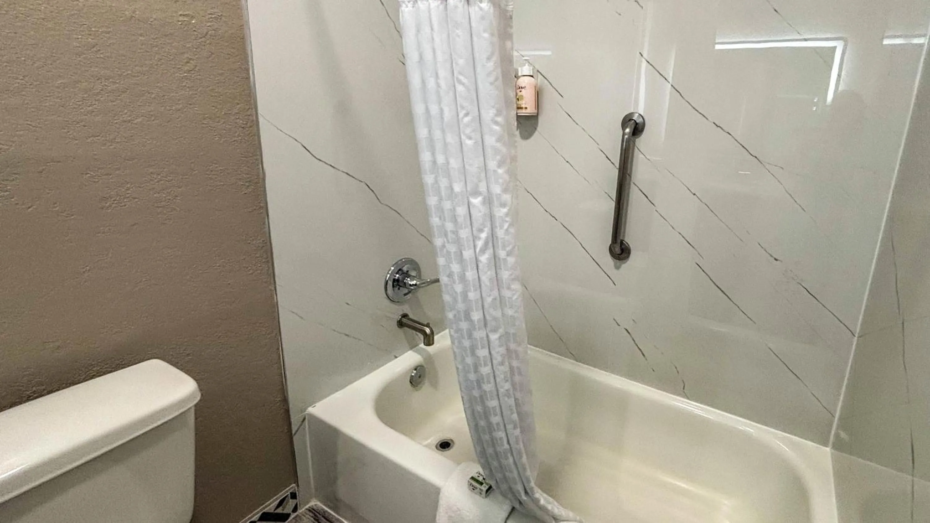 Bathroom in Studio 6 Houston, TX - Westchase