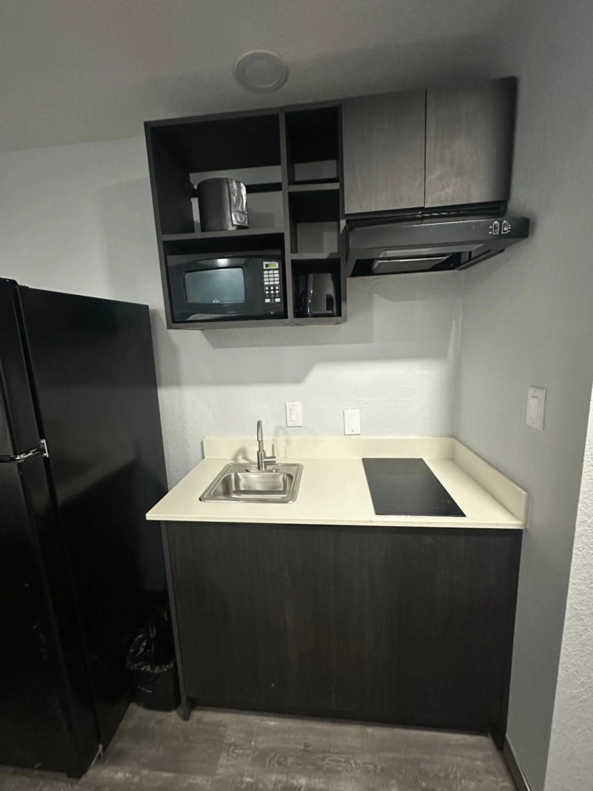 Kitchen or kitchenette in Studio 6 Houston, TX - Westchase