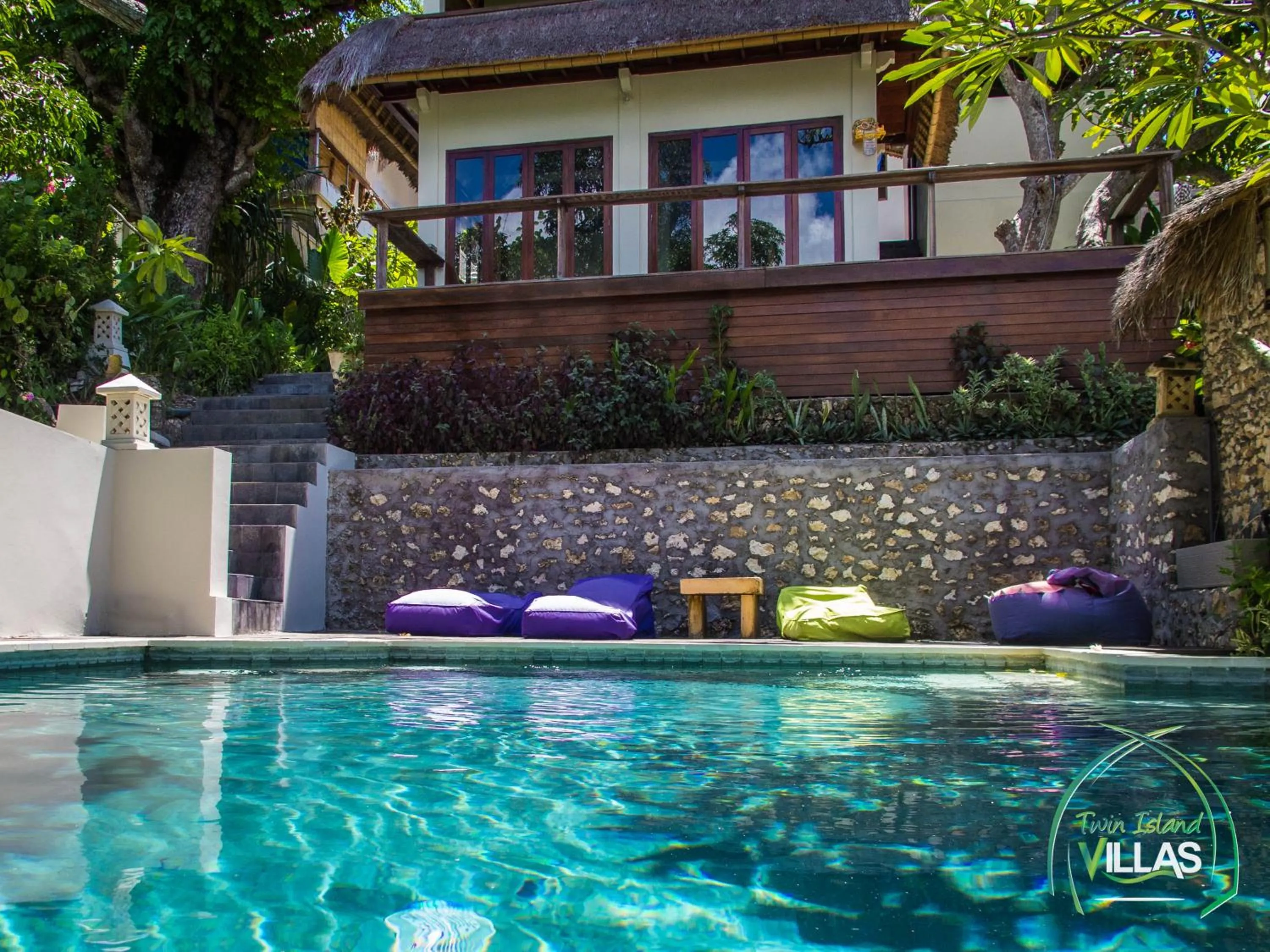 Patio in Twin Island Villas & Dive Resort