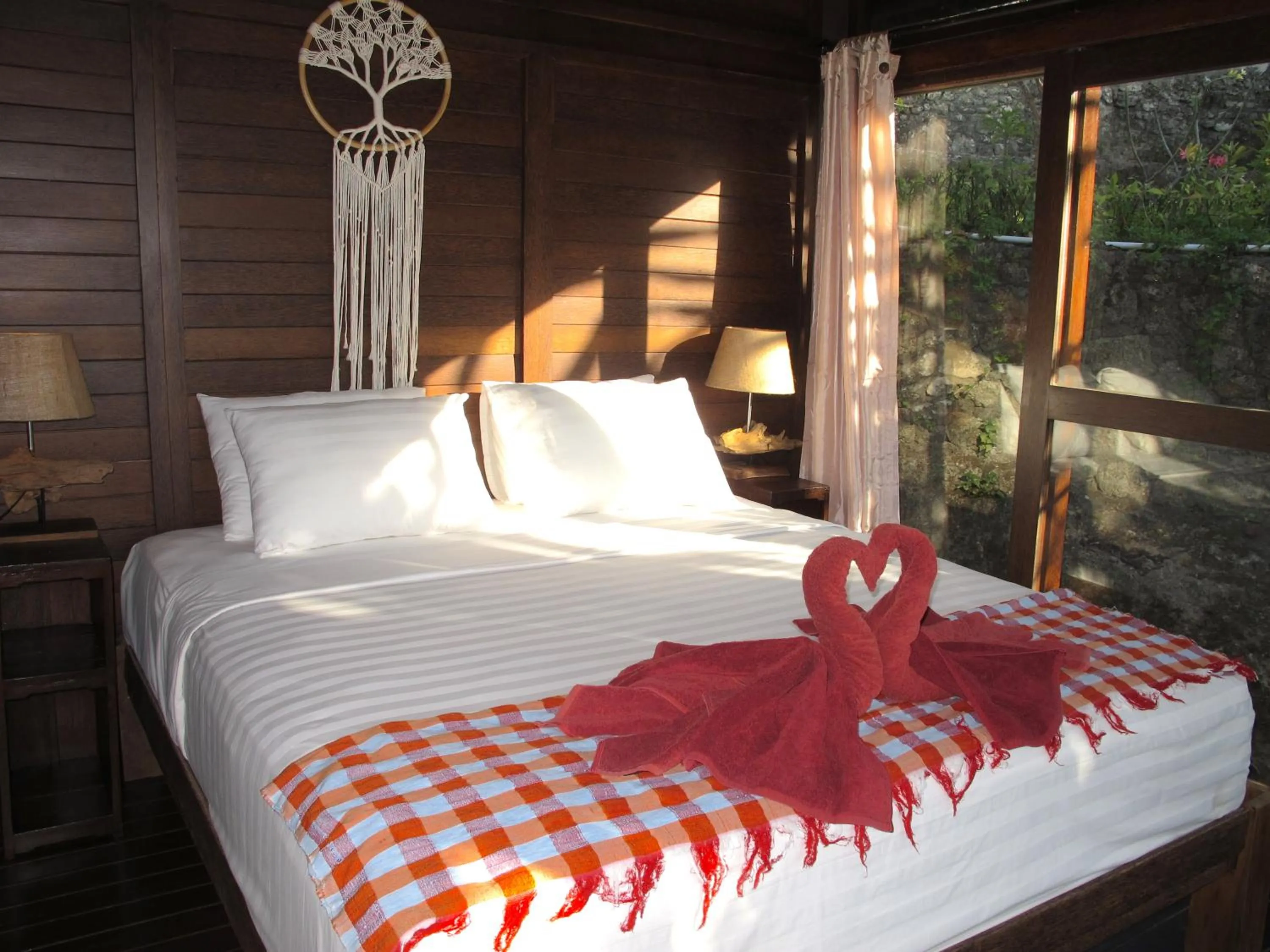 Bedroom, Bed in Twin Island Villas & Dive Resort