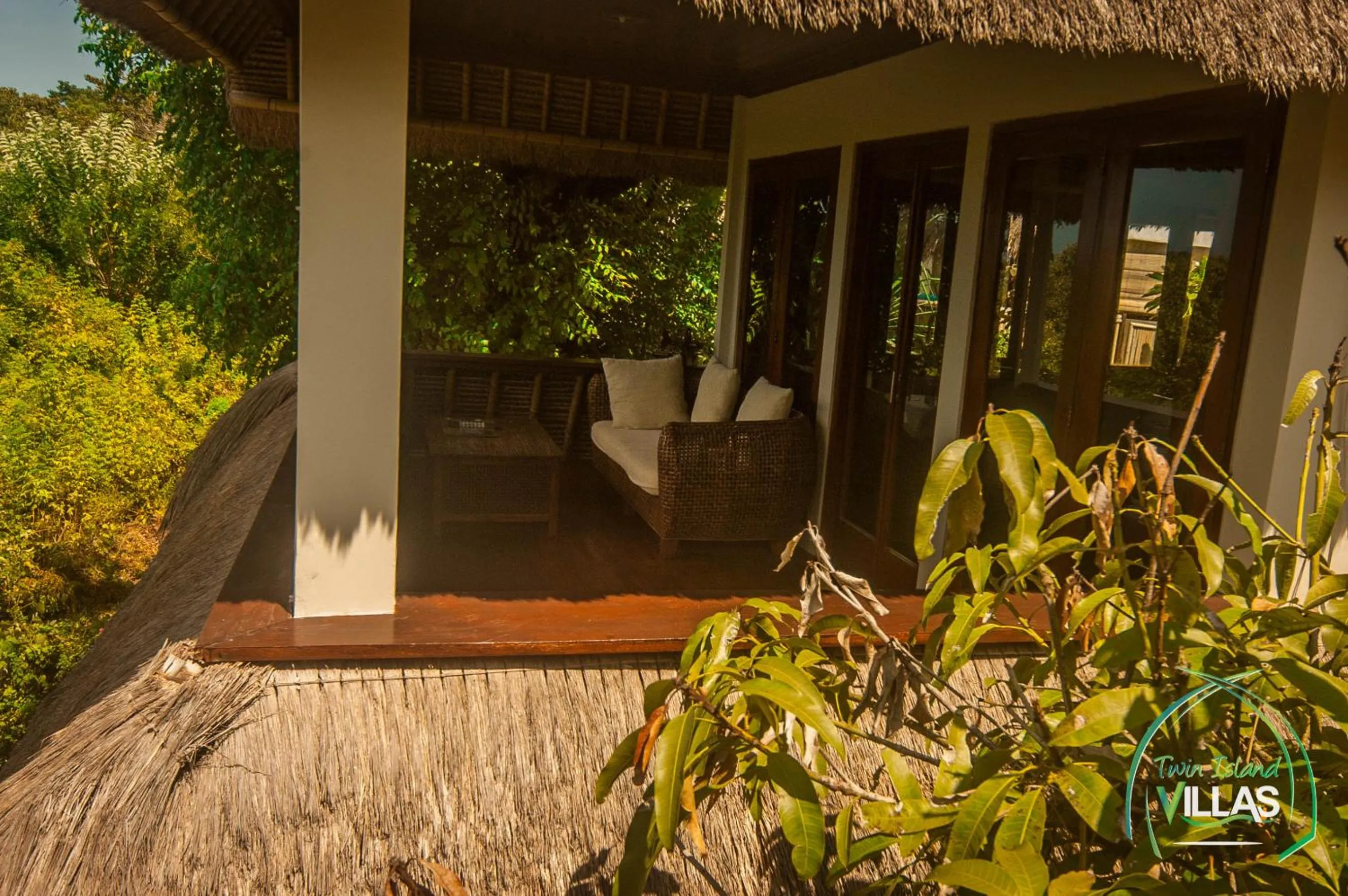Balcony/Terrace in Twin Island Villas & Dive Resort