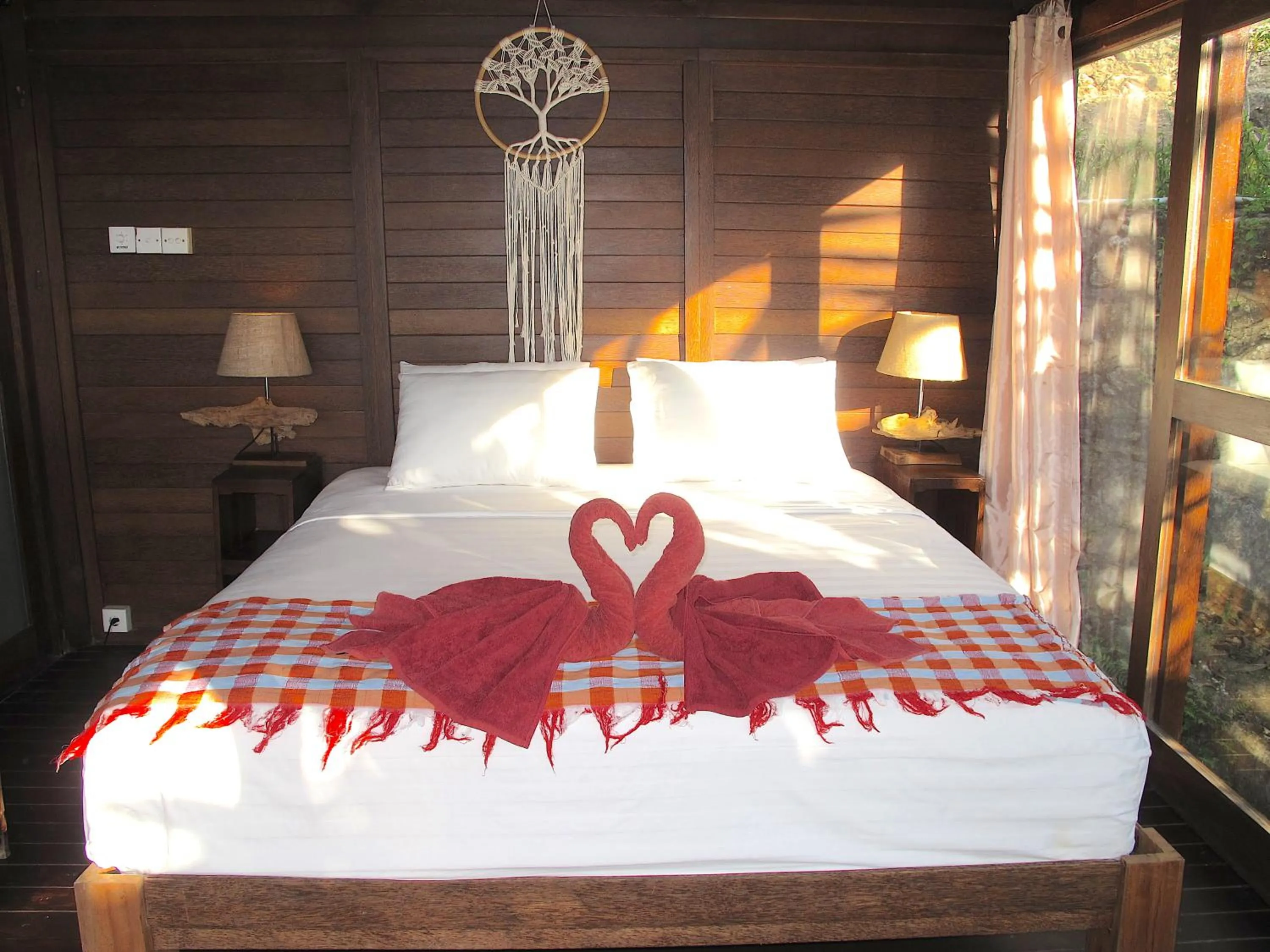 Bedroom, Bed in Twin Island Villas & Dive Resort