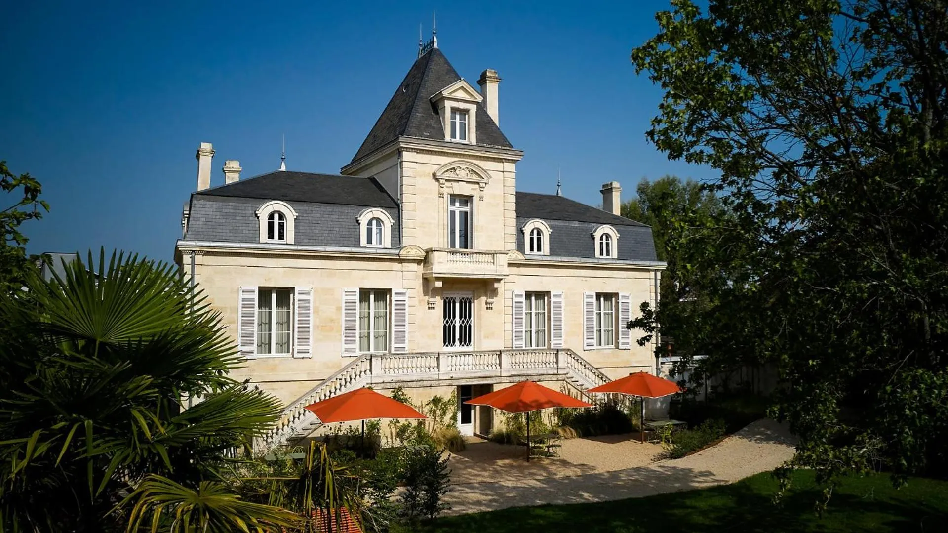 Property building in Le Clos des Queyries, Chambres d'Hôtes